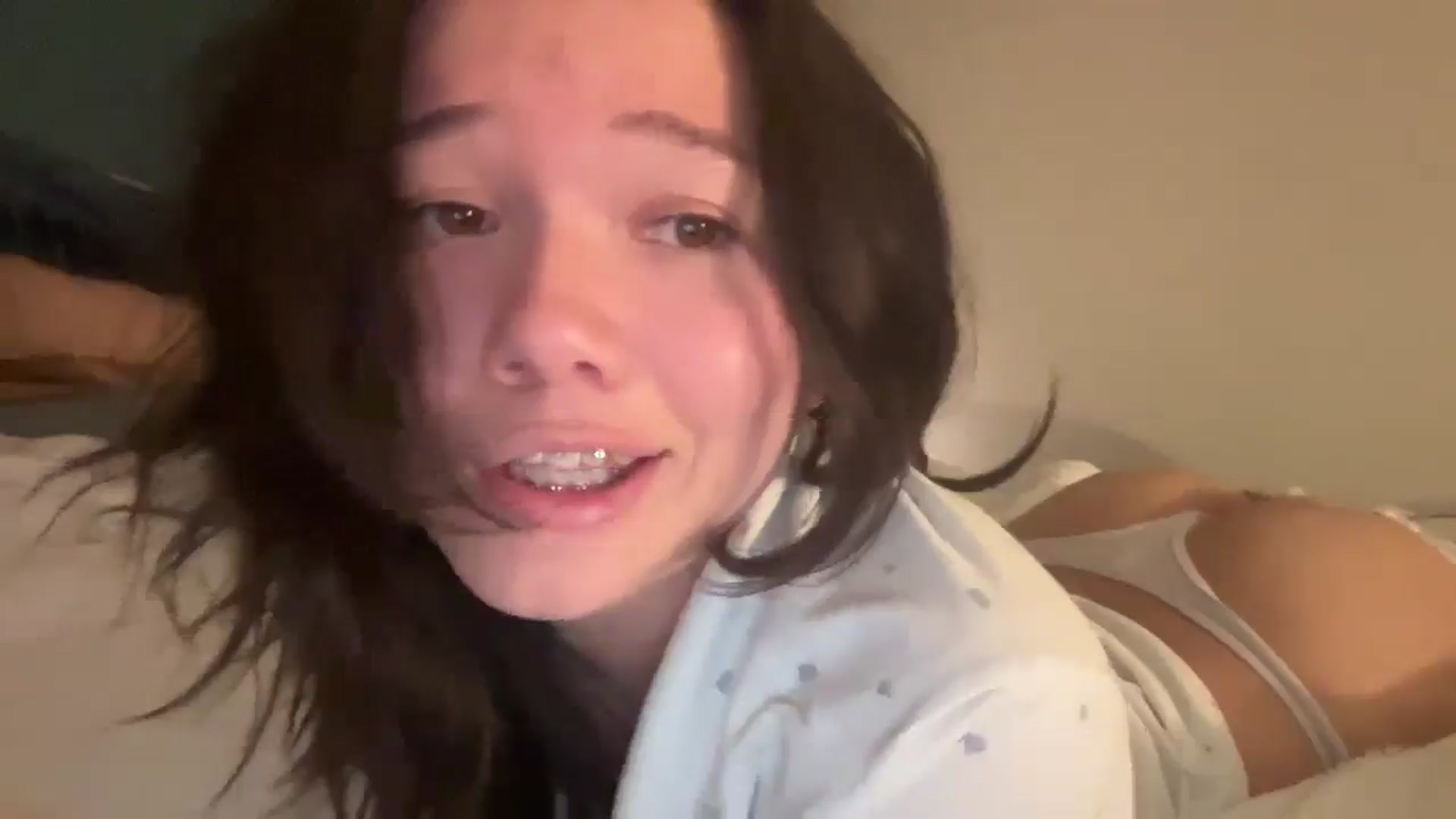 Gallery image thumbnail from sprinkles's myfreecams stream on, 02/18/2026, 16:19 image 14 of 20