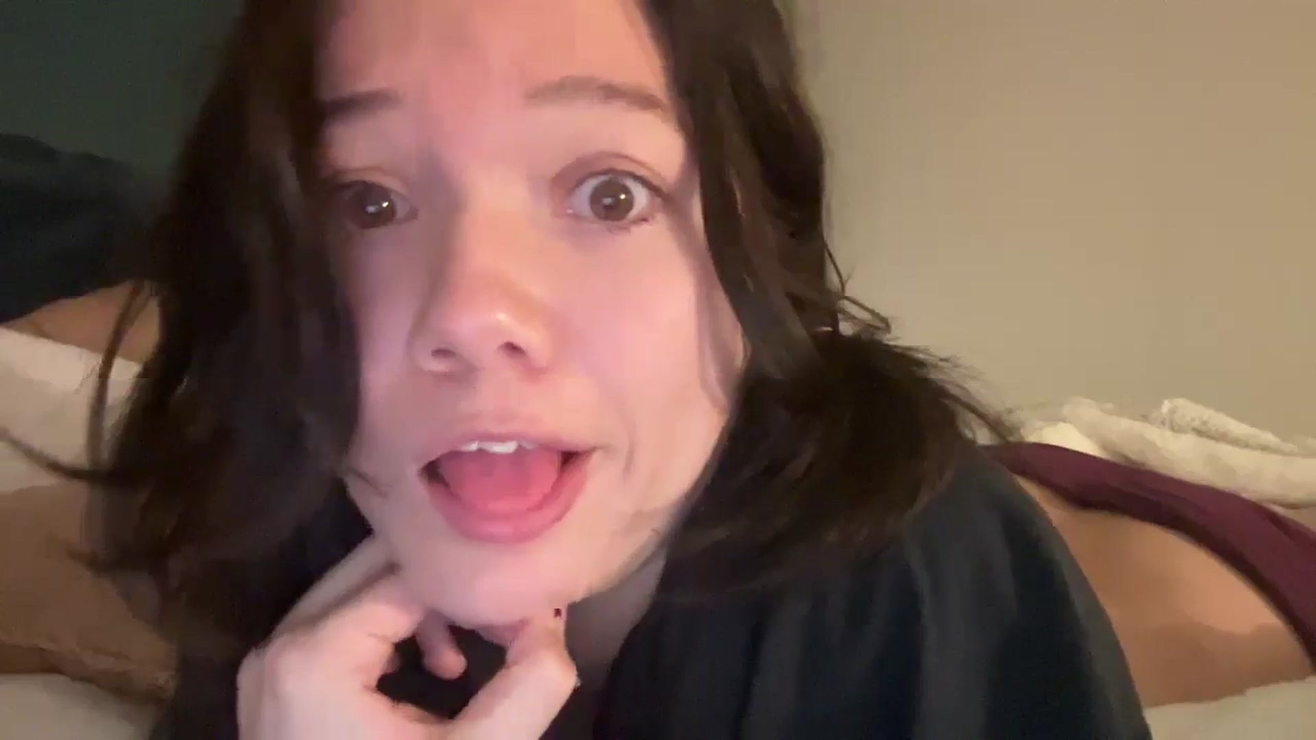 Gallery image thumbnail from sprinkles's myfreecams stream on, 02/21/2026, 24:43 image 11 of 20