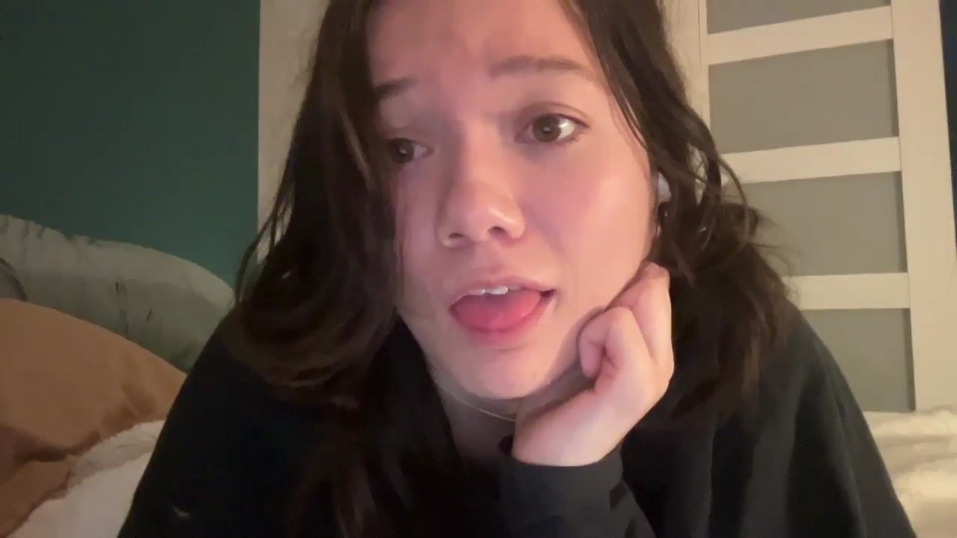 Gallery image thumbnail from sprinkles's myfreecams stream on, 02/21/2026, 24:43 image 17 of 20