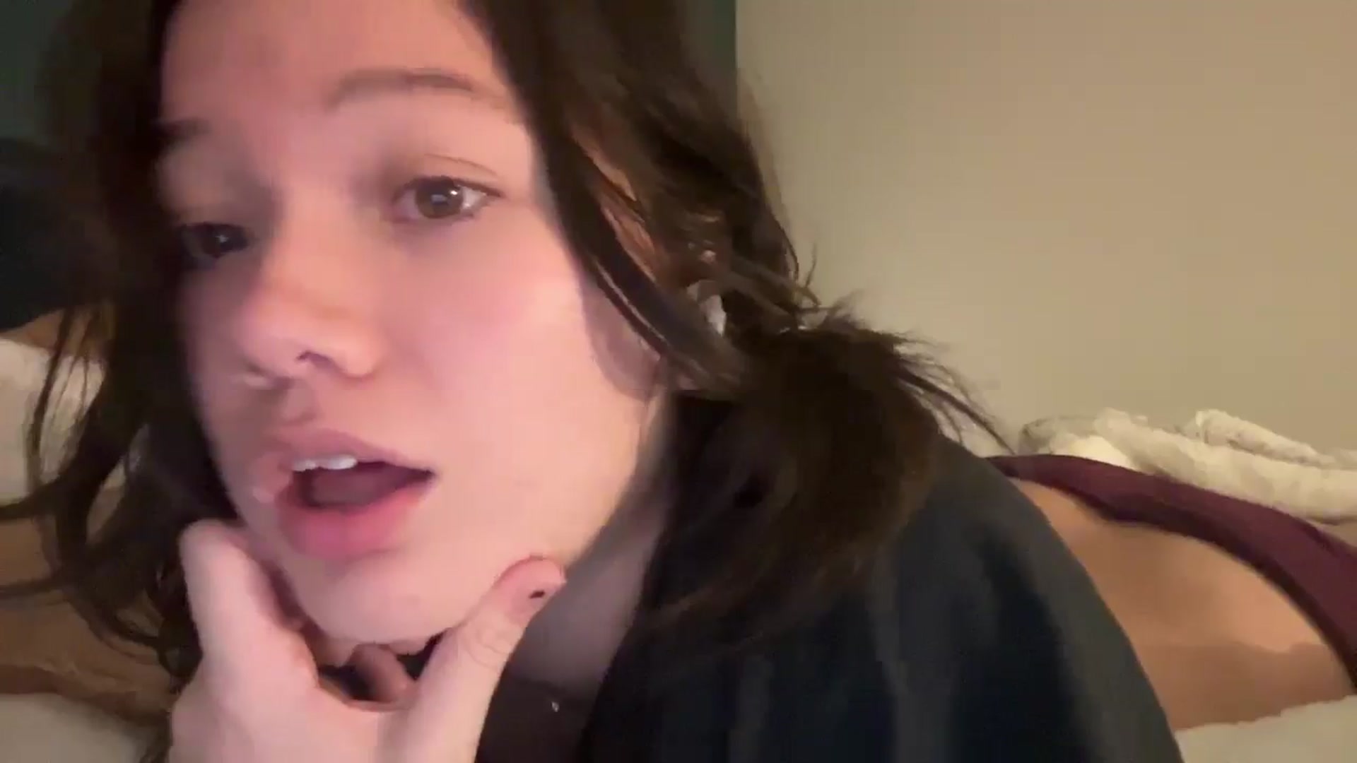 Gallery image thumbnail from sprinkles's myfreecams stream on, 02/21/2026, 24:43 image 10 of 20