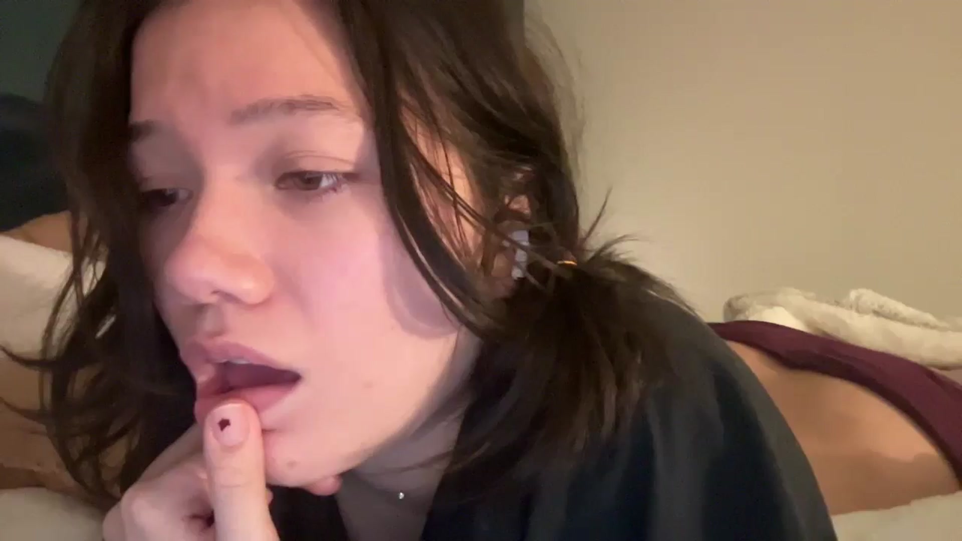 Gallery image thumbnail from sprinkles's myfreecams stream on, 02/21/2026, 24:43 image 12 of 20