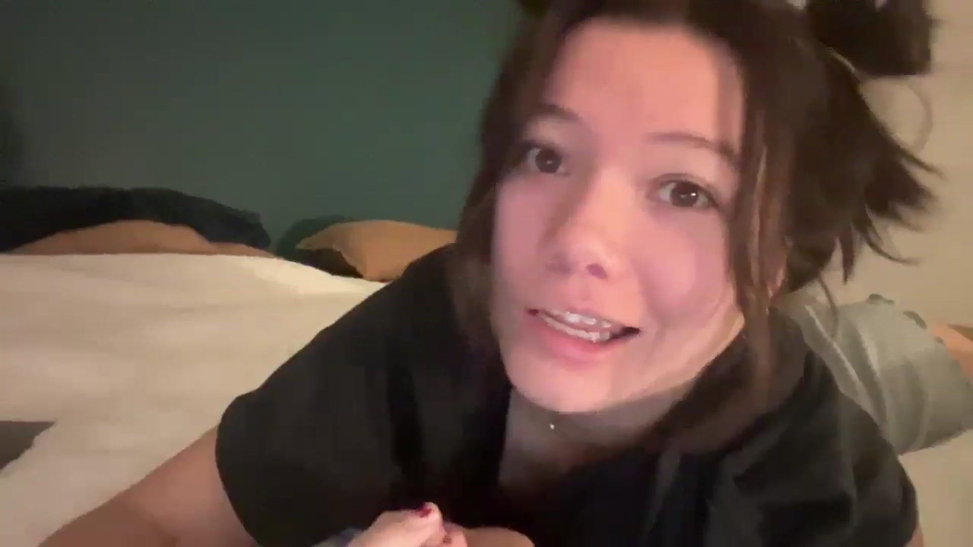 Gallery image thumbnail from sprinkles's myfreecams stream on, 02/22/2026, 14:12 image 2 of 20