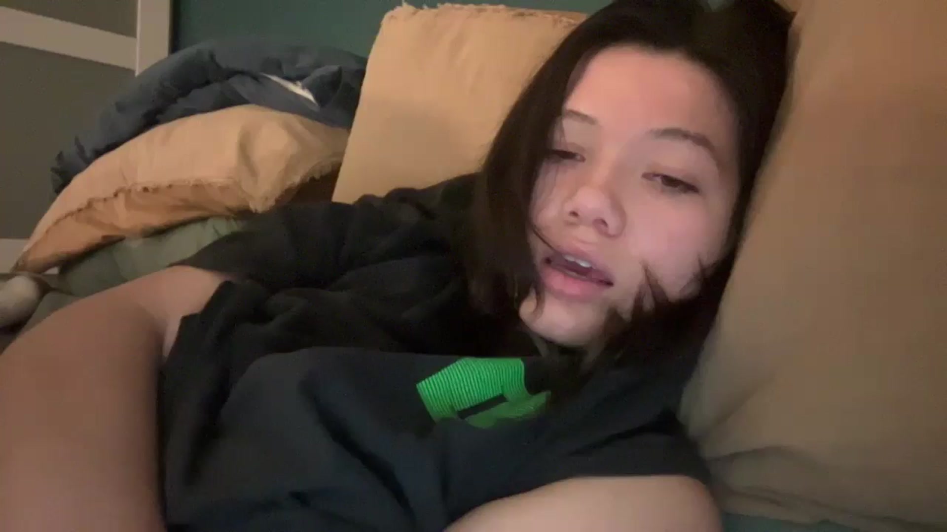Gallery image thumbnail from sprinkles's myfreecams stream on, 03/05/2026, 22:57 image 19 of 20