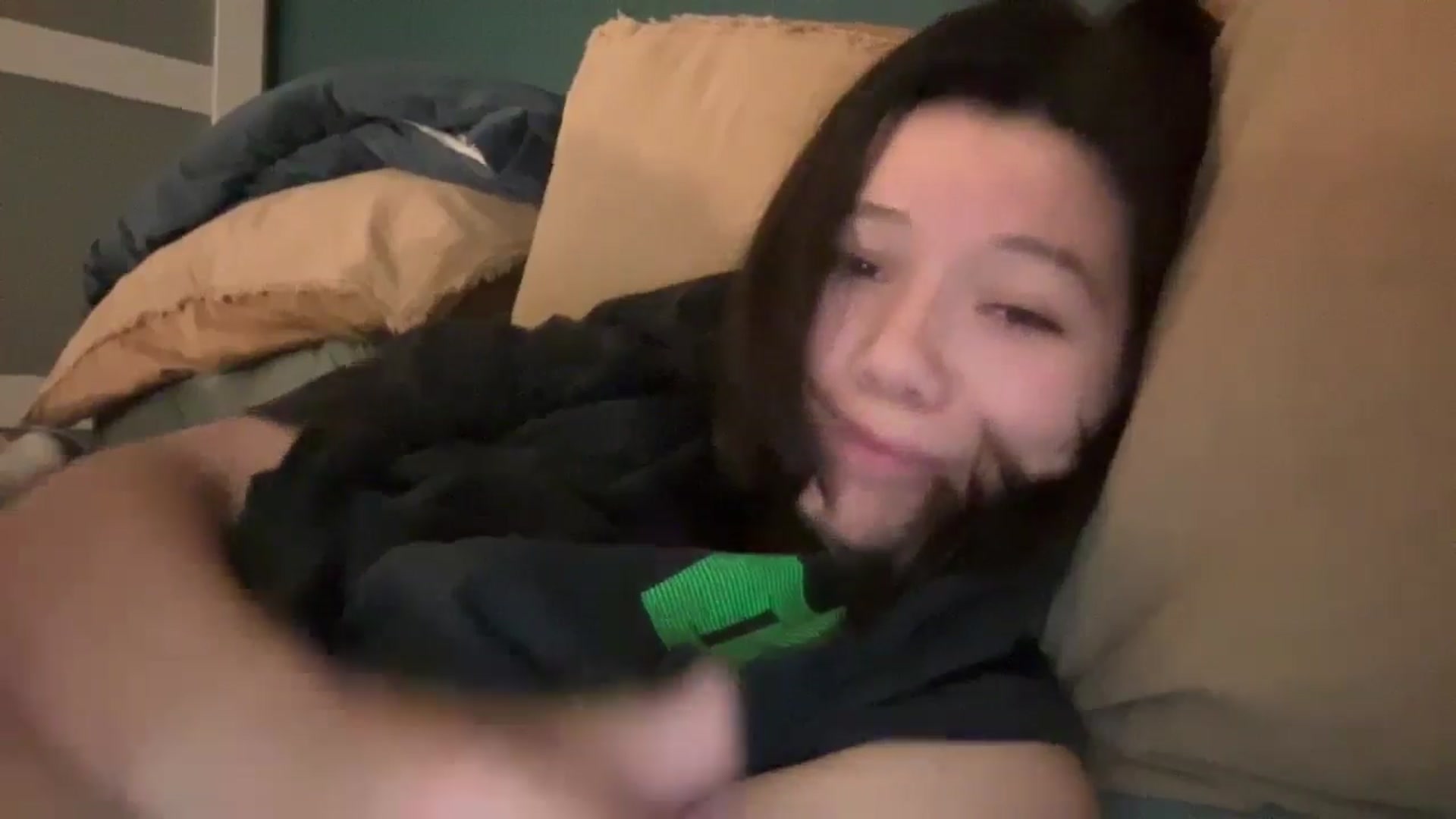 Gallery image thumbnail from sprinkles's myfreecams stream on, 03/05/2026, 22:57 image 20 of 20