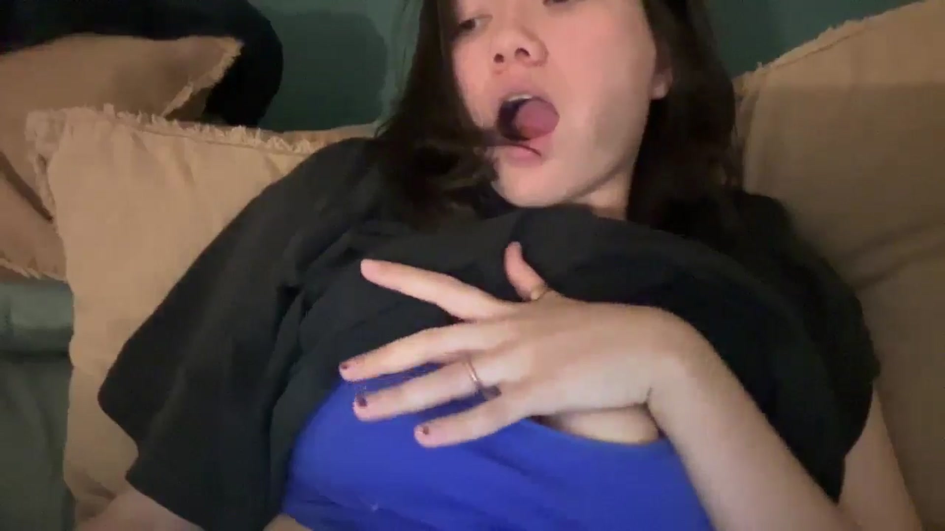 Gallery image thumbnail from sprinkles's myfreecams stream on, 03/08/2026, 24:00 image 17 of 20