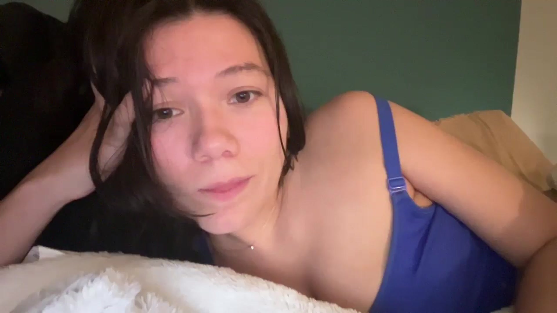 Gallery image thumbnail from sprinkles's myfreecams stream on, 03/08/2026, 01:04 image 9 of 20