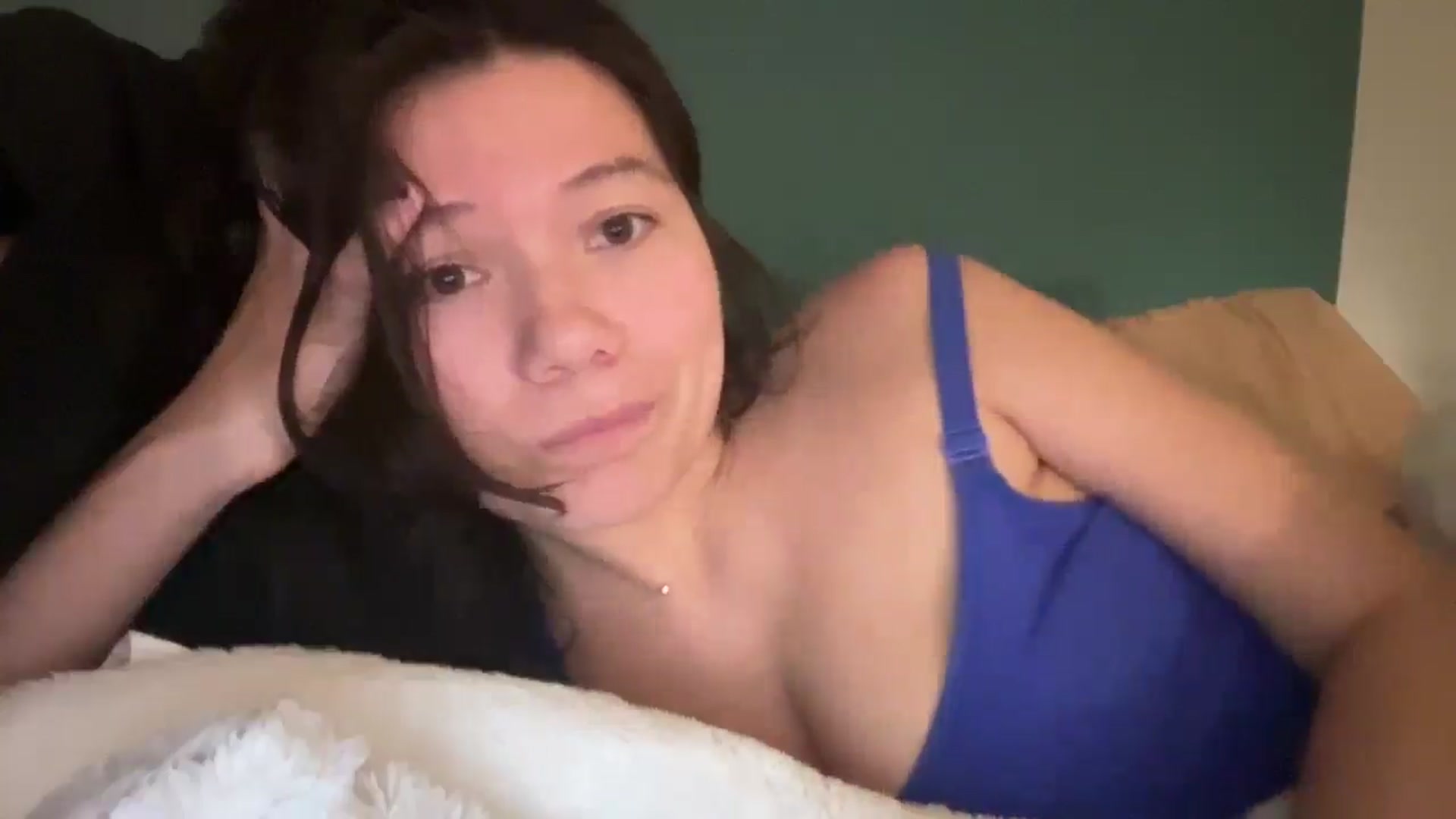 Gallery image thumbnail from sprinkles's myfreecams stream on, 03/08/2026, 01:04 image 10 of 20