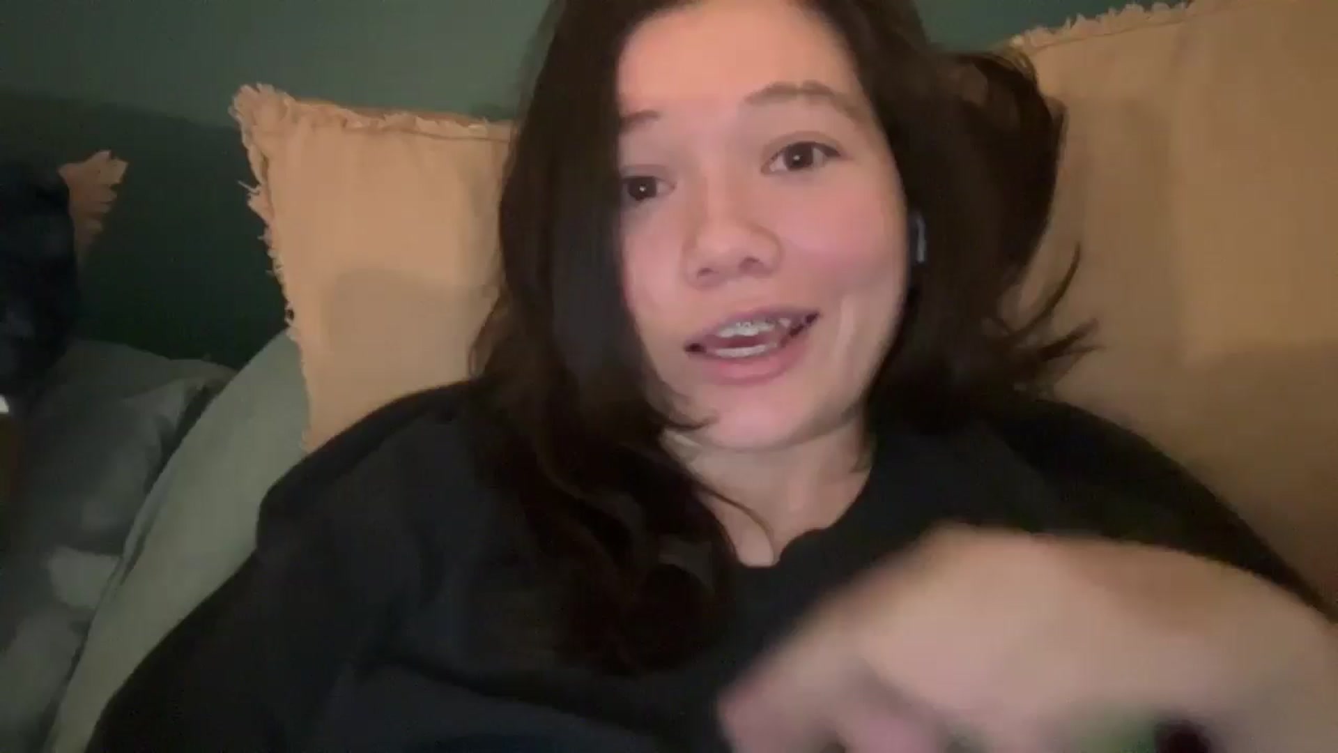 Gallery image thumbnail from sprinkles's myfreecams stream on, 03/12/2026, 08:31 image 10 of 20
