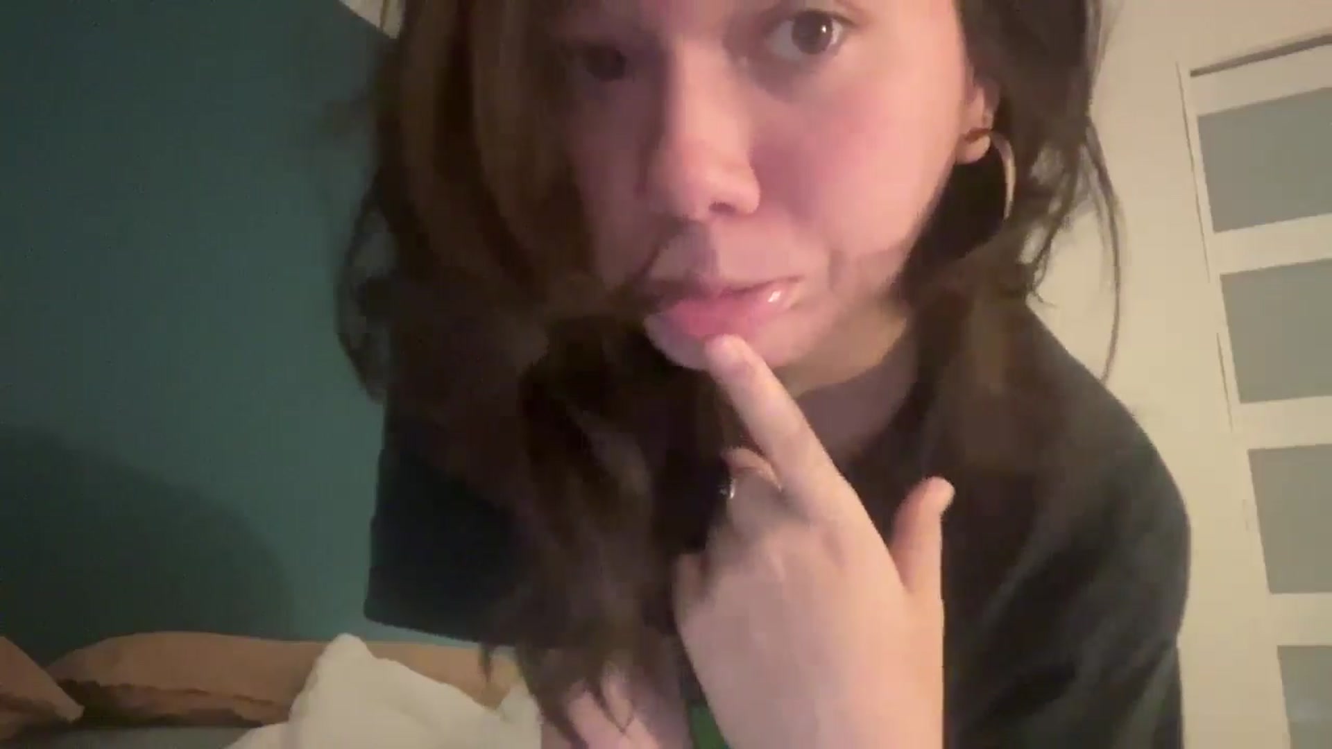 Gallery image thumbnail from sprinkles's myfreecams stream on, 03/22/2026, 19:04 image 17 of 20