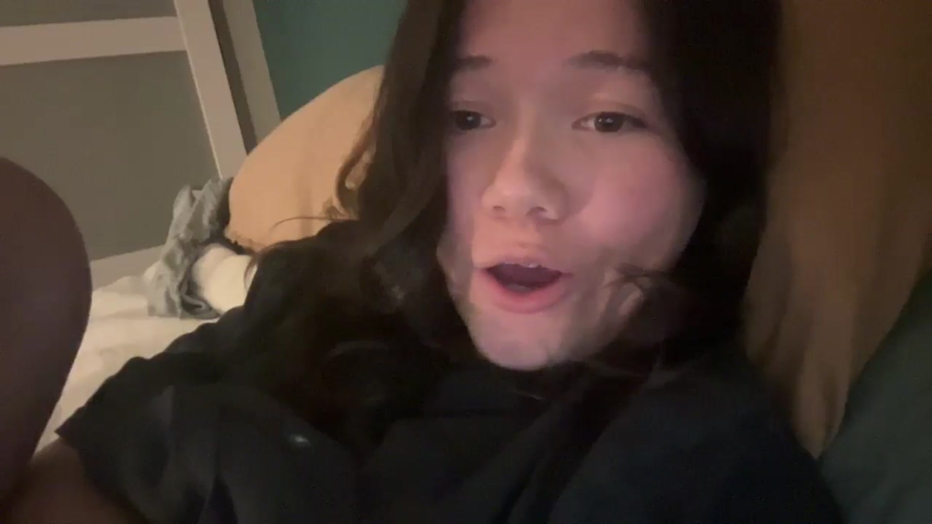 Gallery image thumbnail from sprinkles's myfreecams stream on, 03/24/2026, 06:12 image 16 of 20