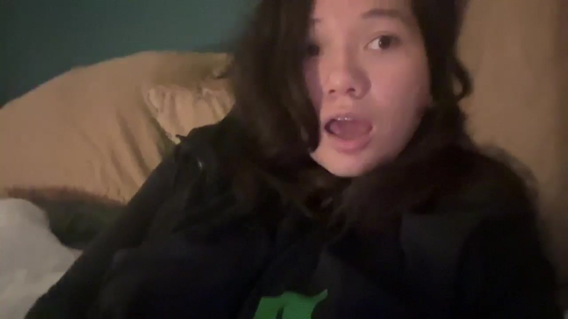 Gallery image thumbnail from sprinkles's myfreecams stream on, 03/31/2026, 10:30 image 18 of 20