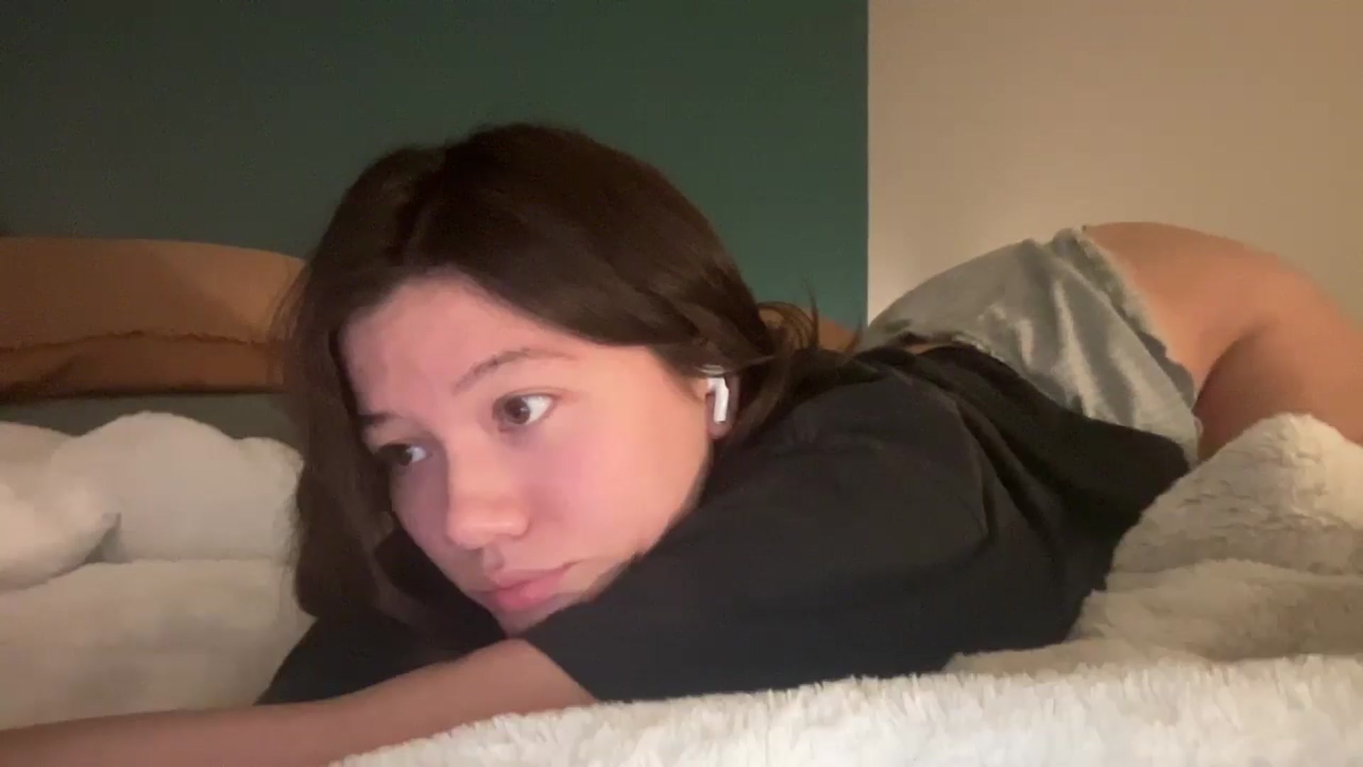 Gallery image thumbnail from sprinkles's myfreecams stream on, 04/02/2026, 07:32 image 13 of 20