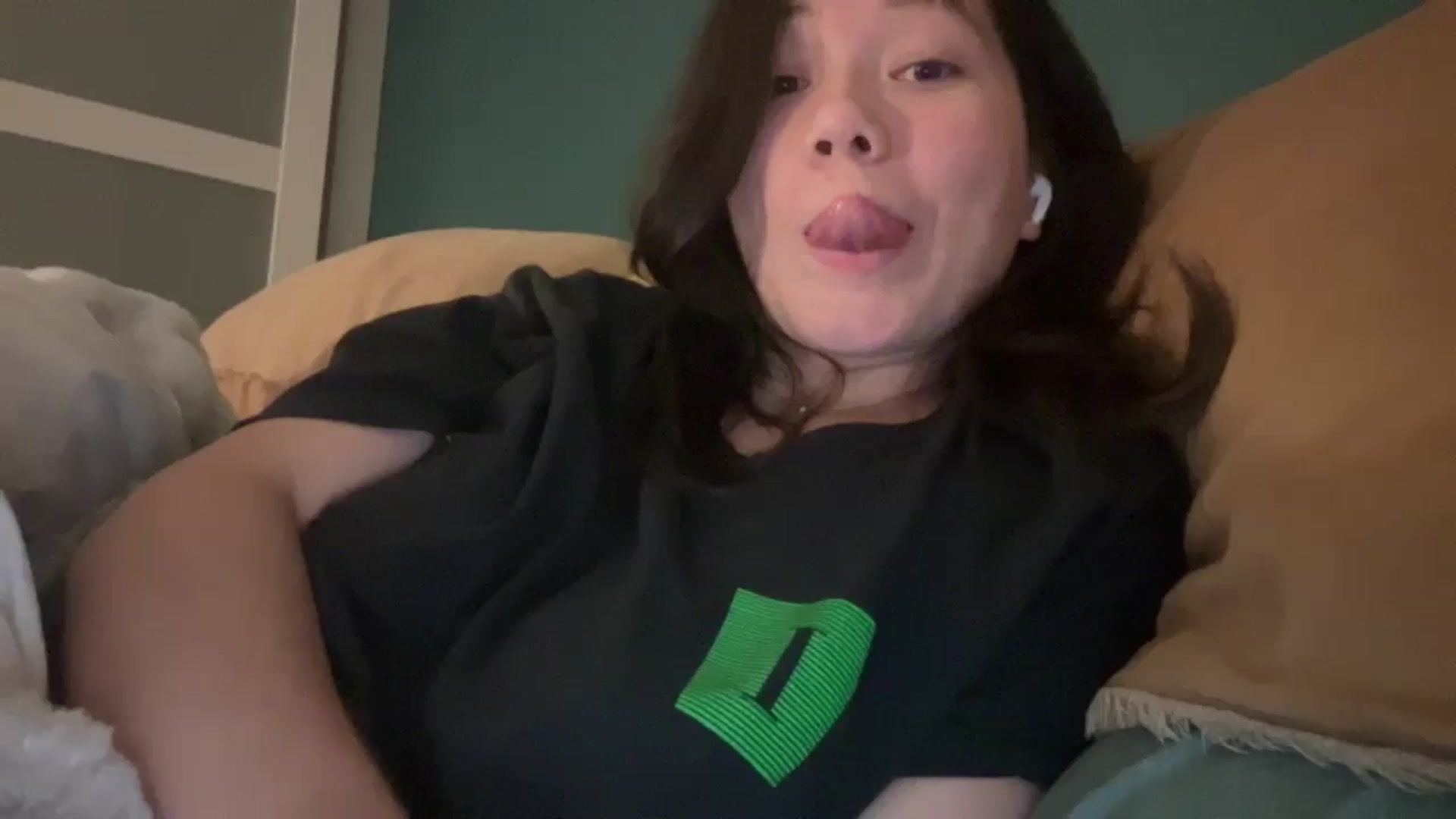 Gallery image thumbnail from sprinkles's myfreecams stream on, 04/02/2026, 10:45 image 5 of 20
