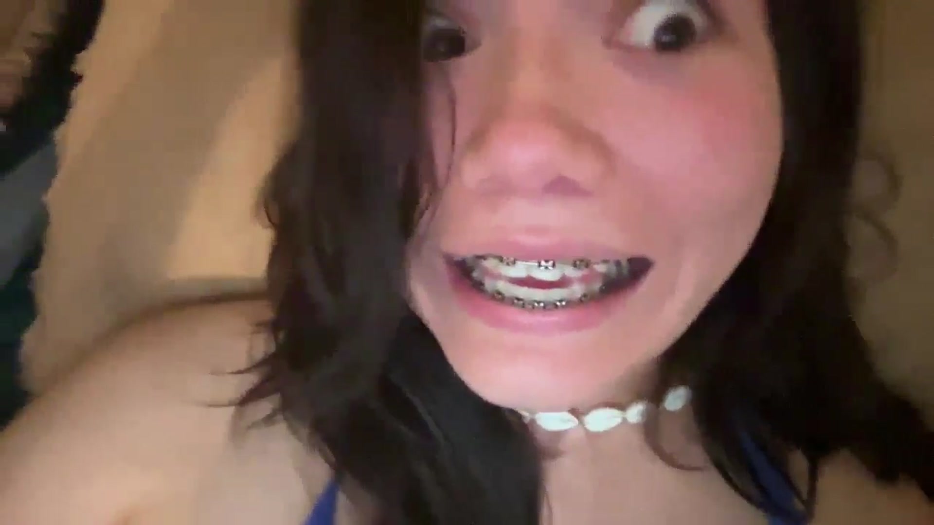 Gallery image thumbnail from sprinkles's myfreecams stream on, 04/05/2026, 08:59 image 6 of 20