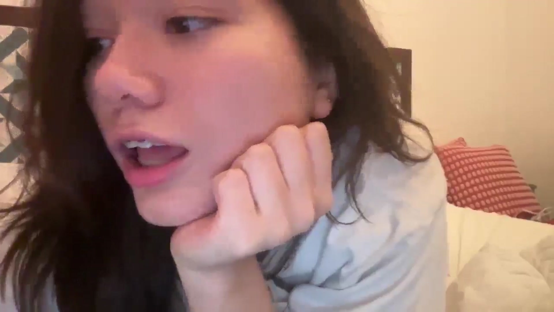 Gallery image thumbnail from sprinkles's myfreecams stream on, 04/27/2026, 05:08 image 17 of 20