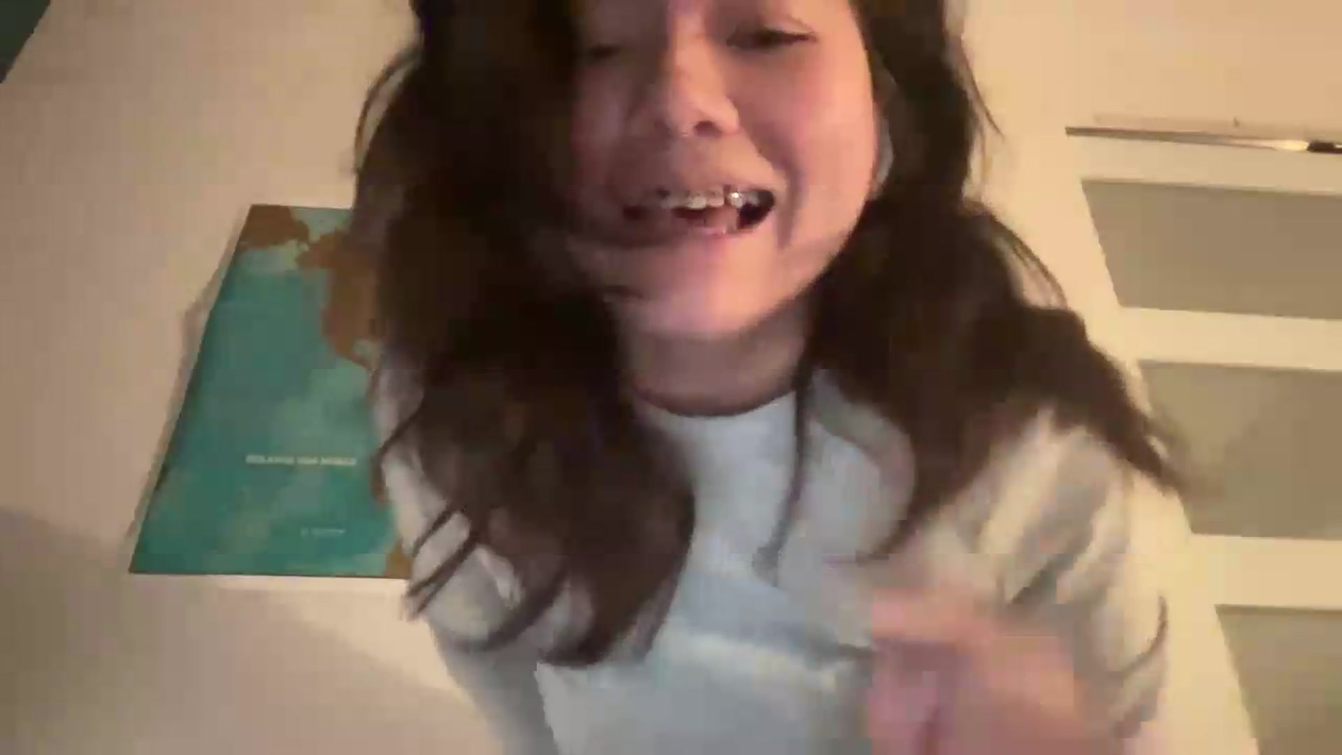 Gallery image thumbnail from sprinkles's myfreecams stream on, 05/09/2026, 07:32 image 13 of 20