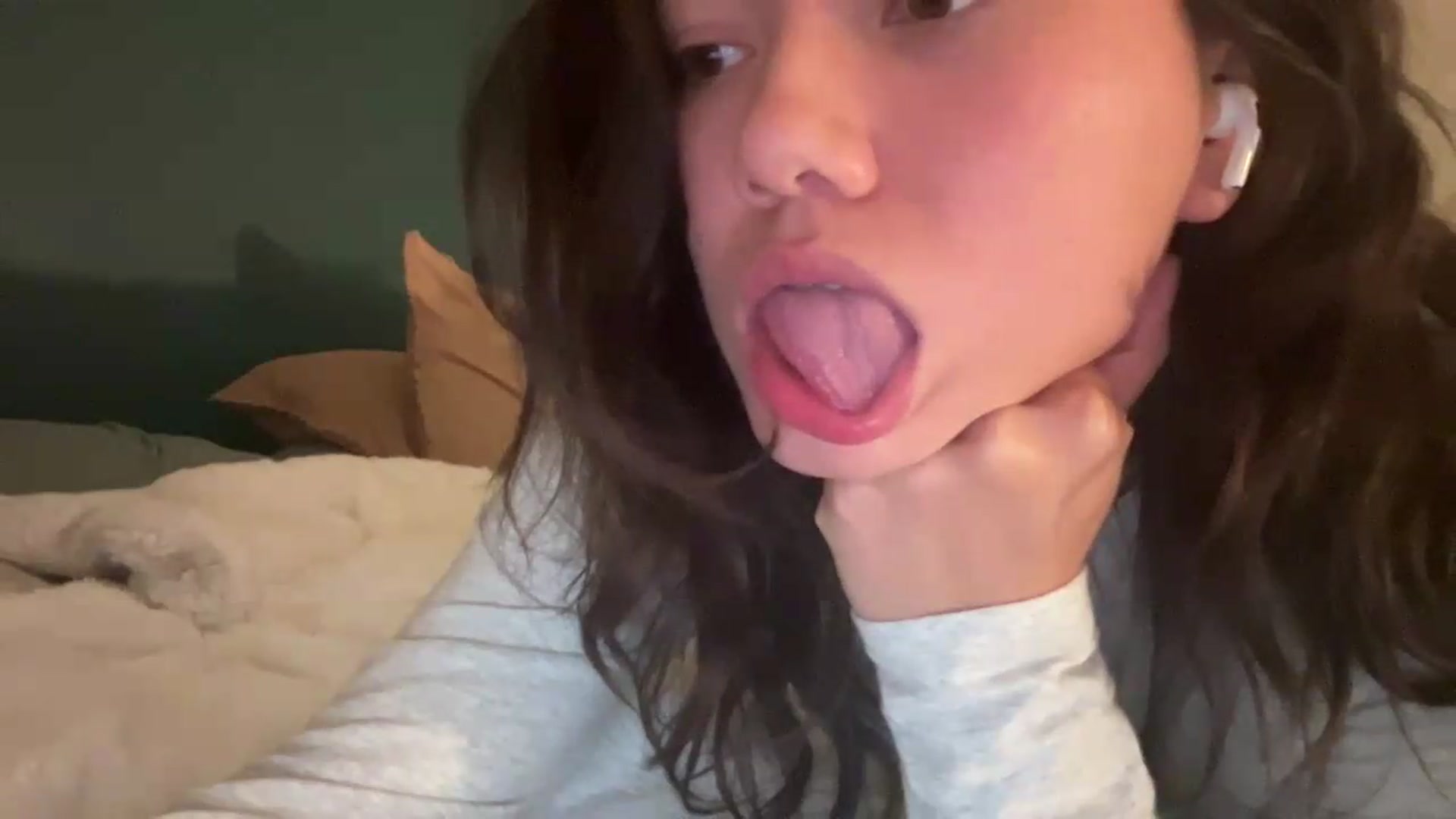 Gallery image thumbnail from sprinkles's myfreecams stream on, 05/09/2026, 11:24 image 17 of 20