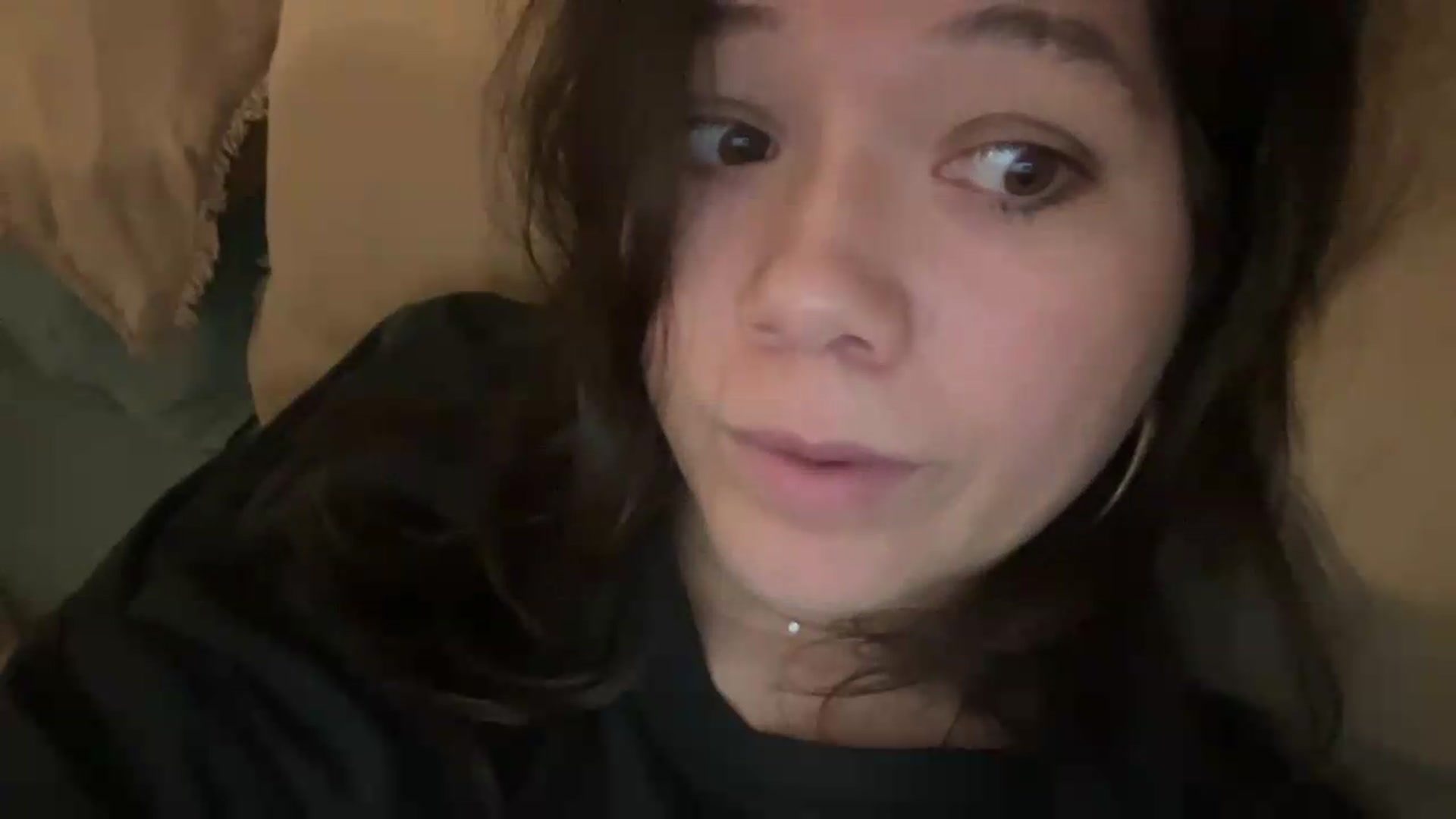 Gallery image thumbnail from sprinkles's myfreecams stream on, 05/14/2026, 22:15 image 18 of 20