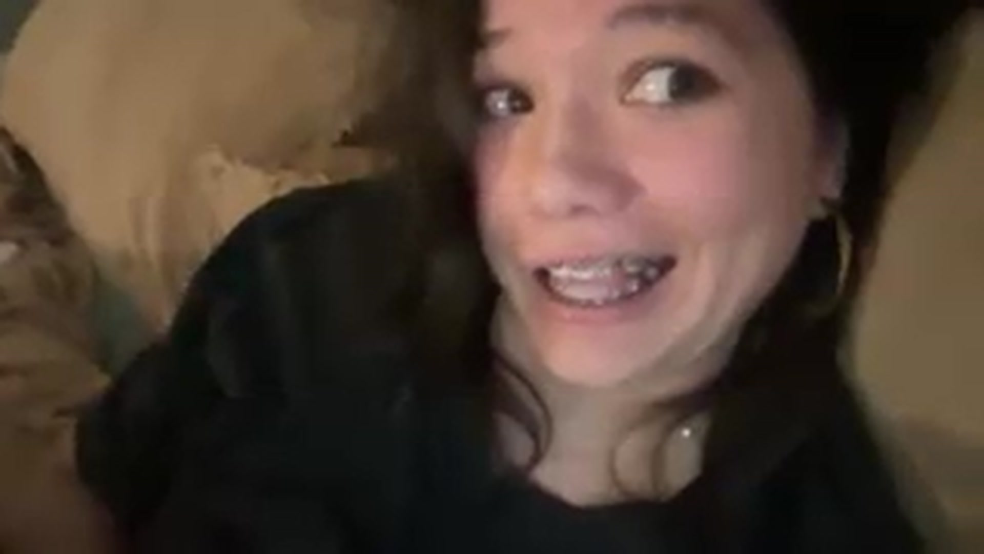 Gallery image thumbnail from sprinkles's myfreecams stream on, 05/15/2026, 24:41 image 20 of 20
