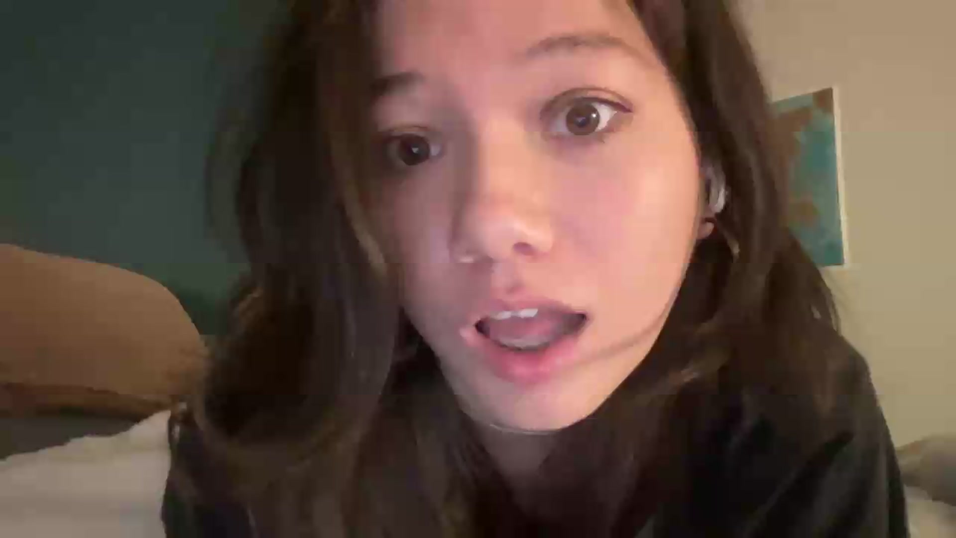 Gallery image thumbnail from sprinkles's myfreecams stream on, 05/15/2026, 24:41 image 1 of 20