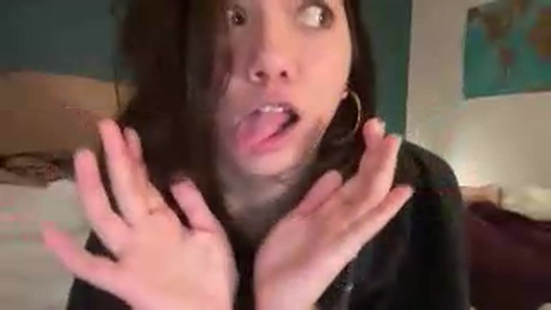 Gallery image thumbnail from sprinkles's myfreecams stream on, 05/15/2026, 24:41 image 19 of 20