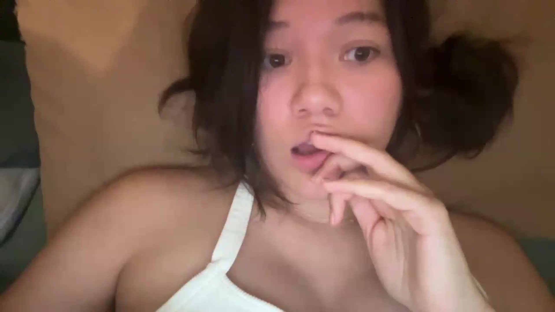 Gallery image thumbnail from sprinkles's myfreecams stream on, 05/22/2026, 07:27 image 3 of 20