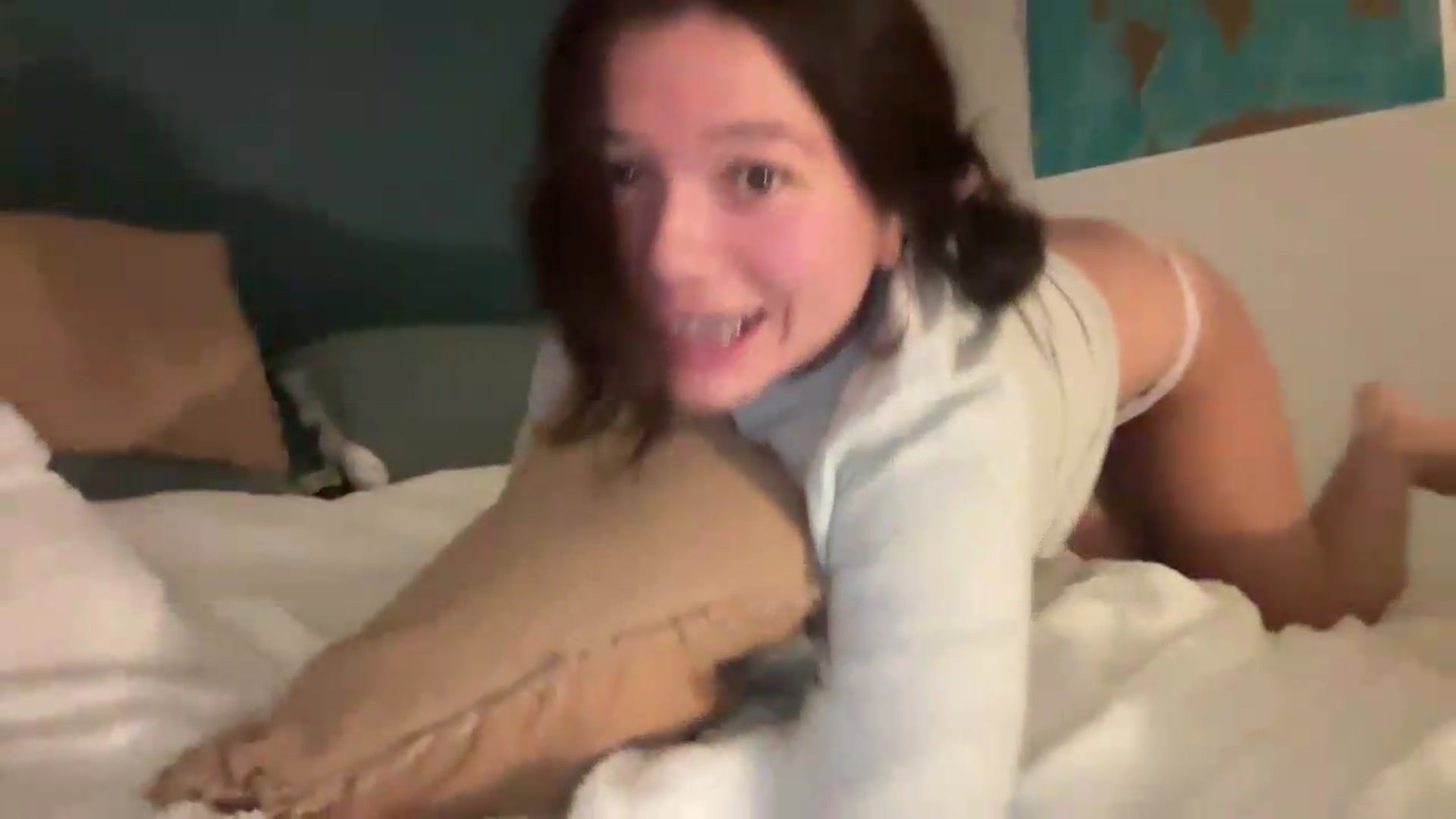 Gallery image thumbnail from sprinkles's myfreecams stream on, 05/23/2026, 08:07 image 10 of 20