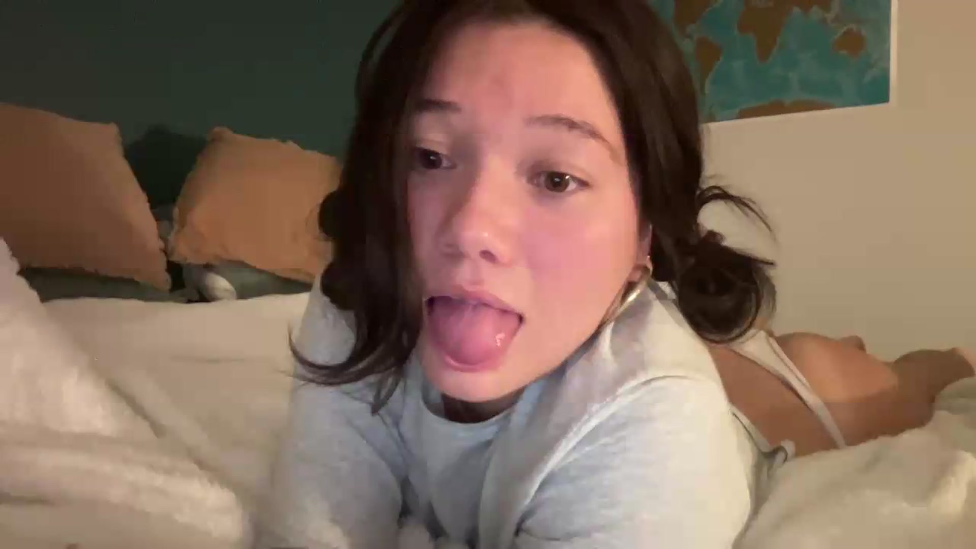 Gallery image thumbnail from sprinkles's myfreecams stream on, 05/23/2026, 08:07 image 5 of 20