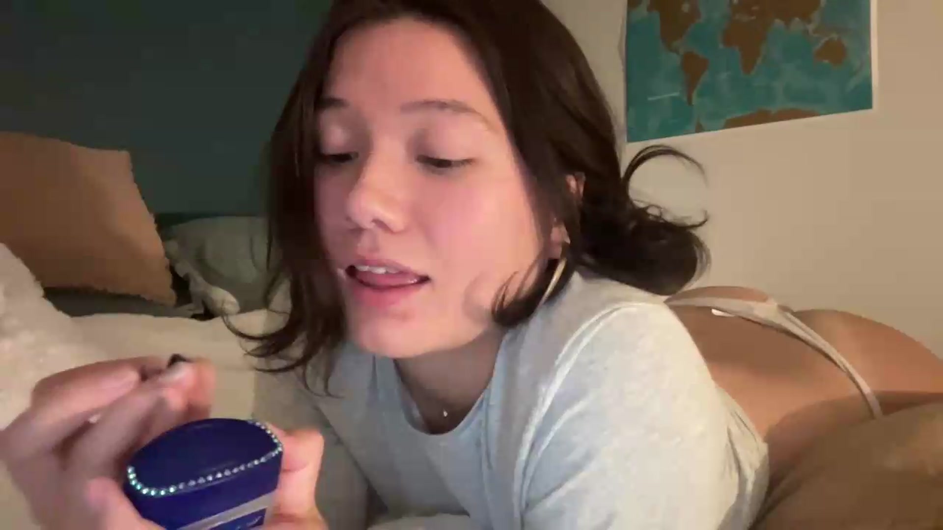 Gallery image thumbnail from sprinkles's myfreecams stream on, 05/23/2026, 08:07 image 16 of 20