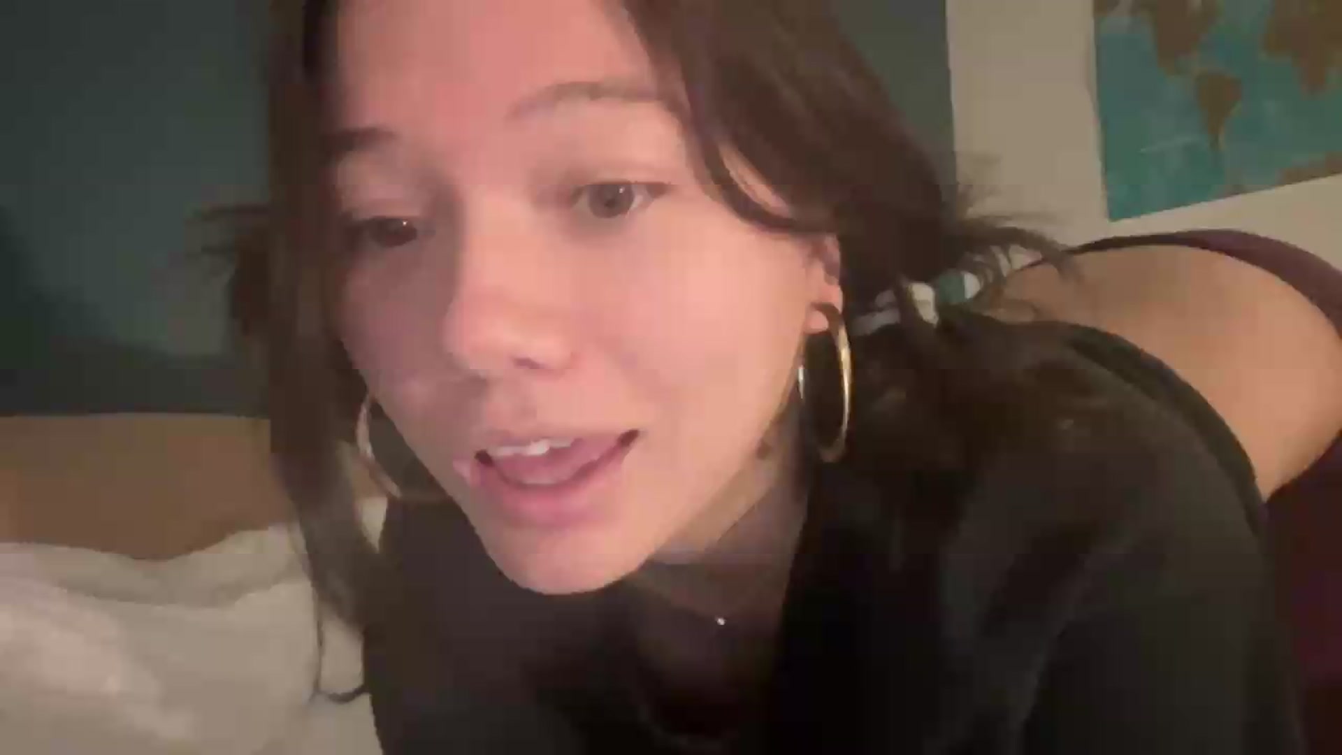 Gallery image thumbnail from sprinkles's myfreecams stream on, 05/27/2026, 04:16 image 1 of 20