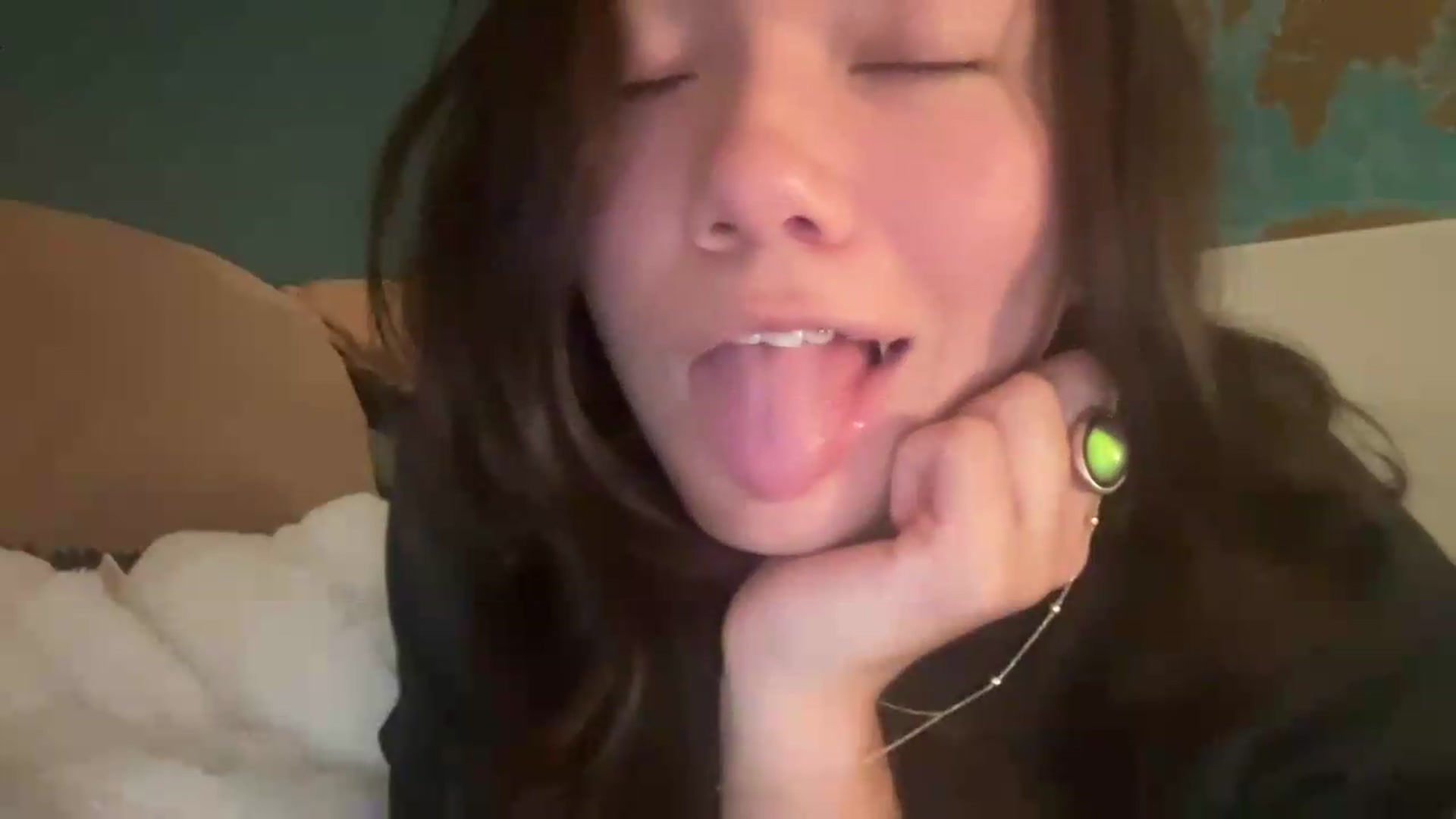 Gallery image thumbnail from sprinkles's myfreecams stream on, 05/27/2026, 07:28 image 11 of 20