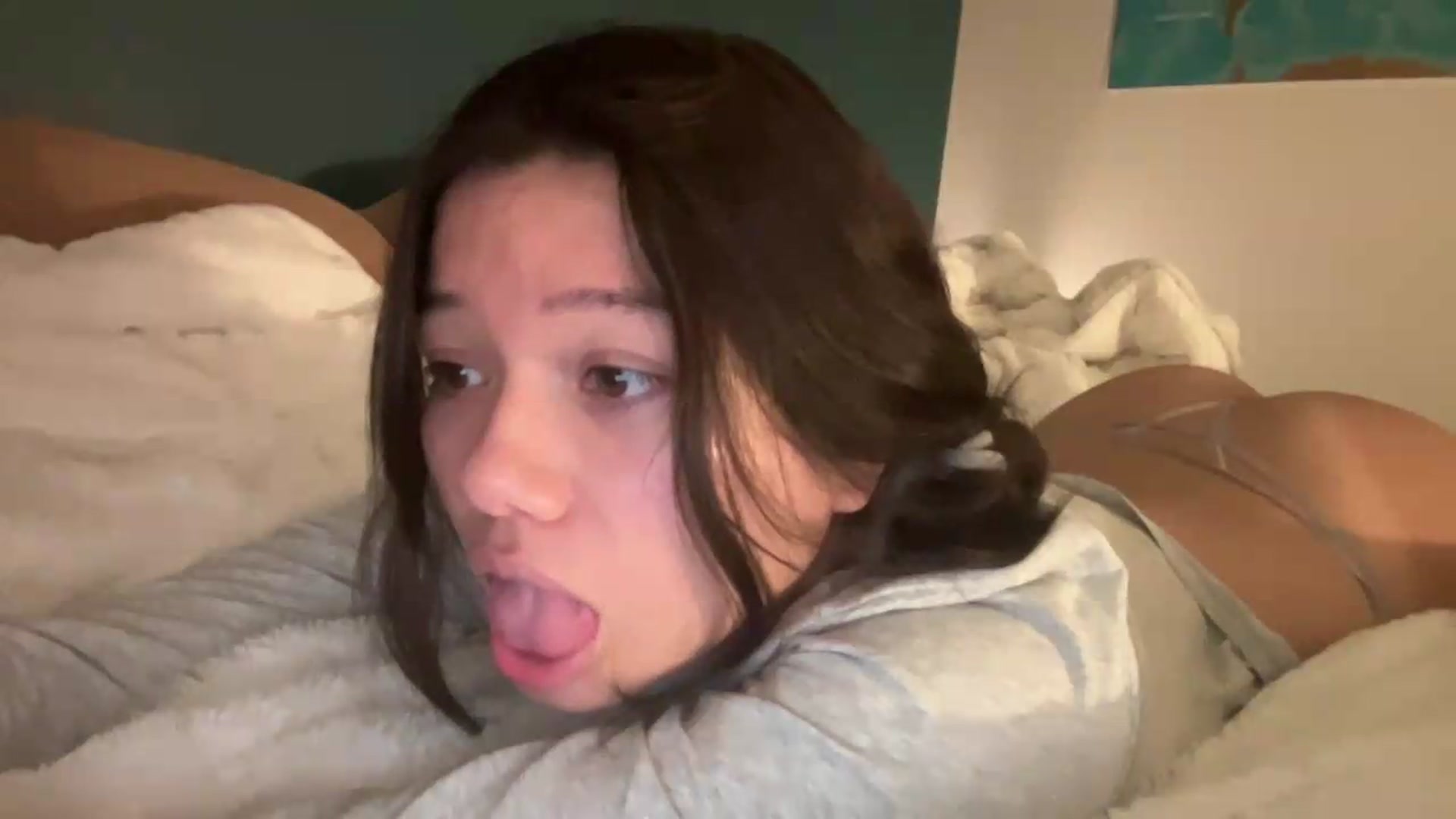 Gallery image thumbnail from sprinkles's myfreecams stream on, 05/28/2026, 20:57 image 16 of 20
