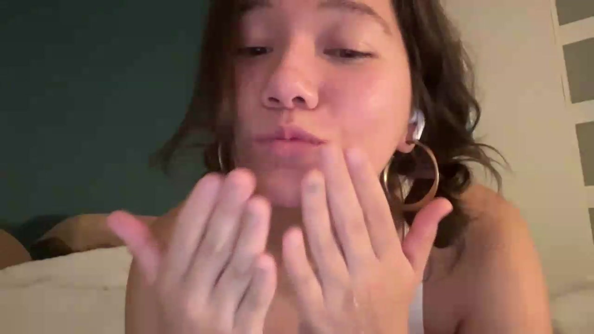 Gallery image thumbnail from sprinkles's myfreecams stream on, 05/31/2026, 08:15 image 15 of 20