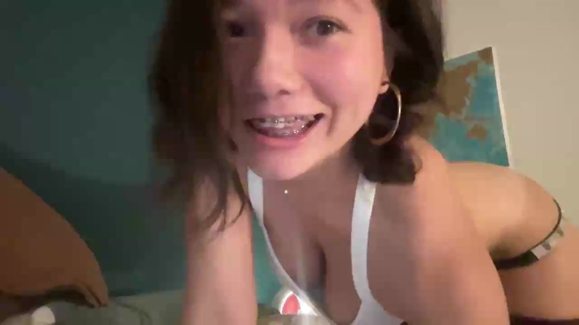 Gallery image thumbnail from sprinkles's myfreecams stream on, 06/01/2026, 07:25 image 16 of 20