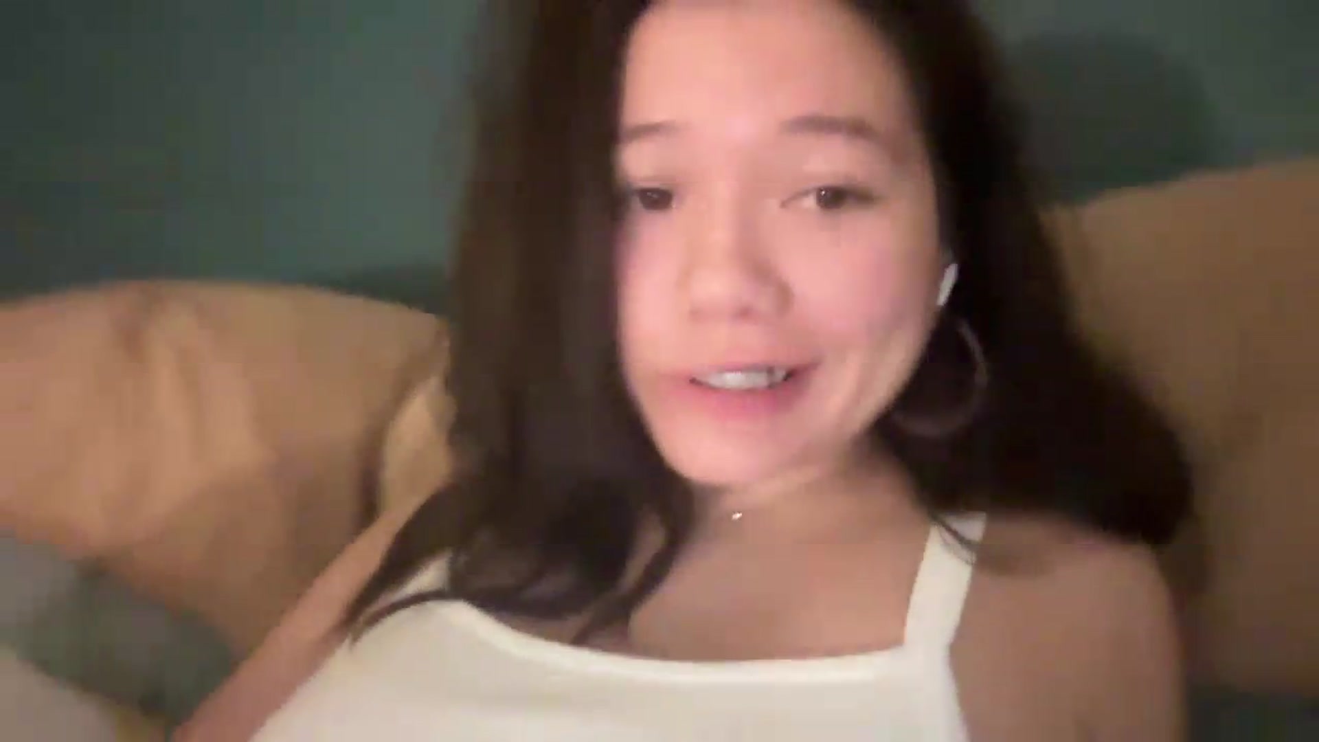 Gallery image thumbnail from sprinkles's myfreecams stream on, 06/01/2026, 12:02 image 7 of 20