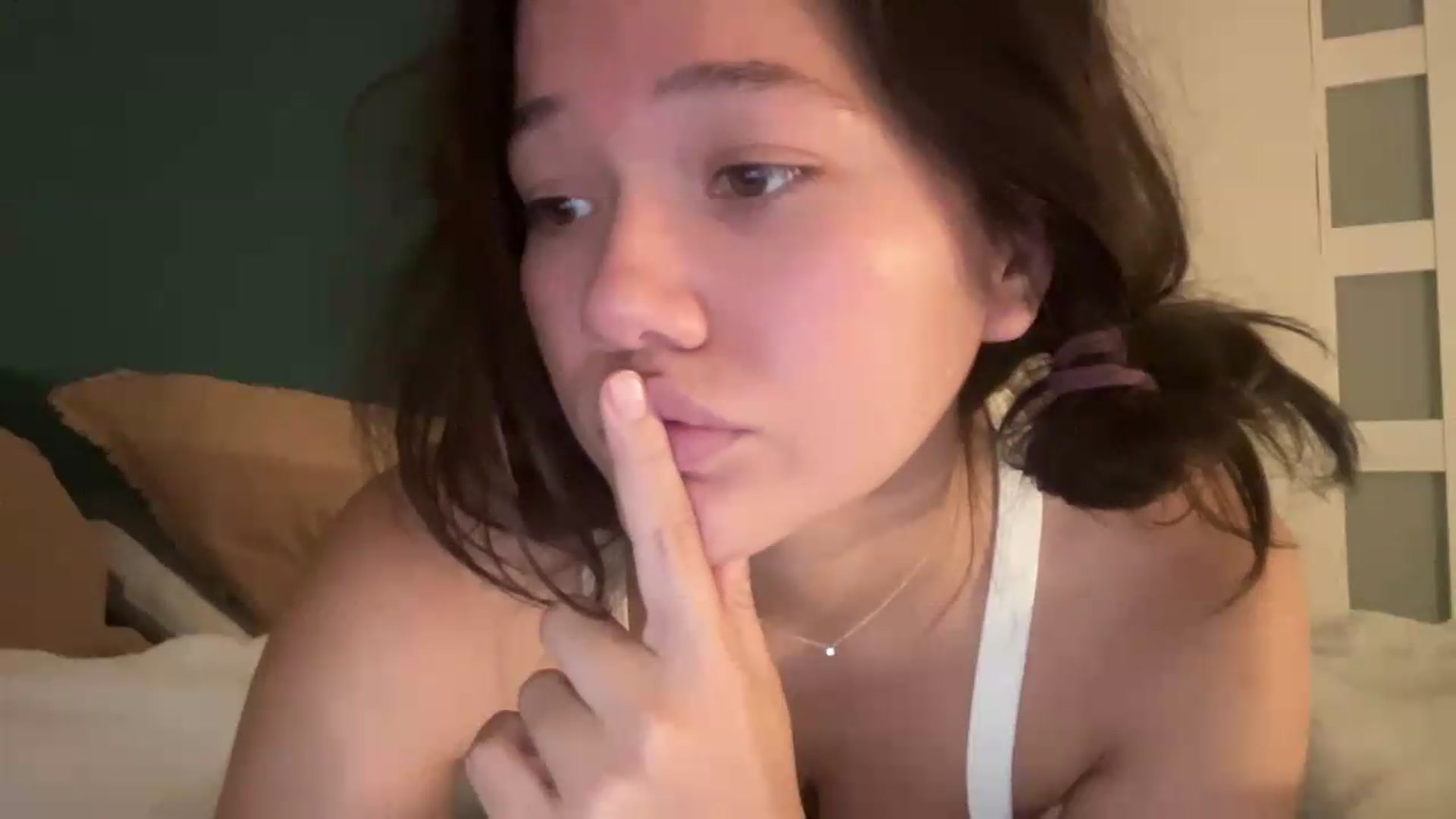 Gallery image thumbnail from sprinkles's myfreecams stream on, 06/04/2026, 23:52 image 14 of 20