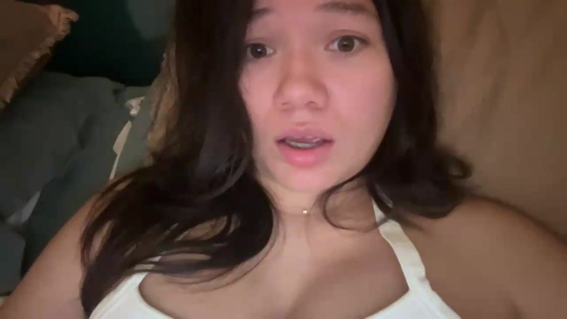 Gallery image thumbnail from sprinkles's myfreecams stream on, 06/09/2026, 07:50 image 5 of 20