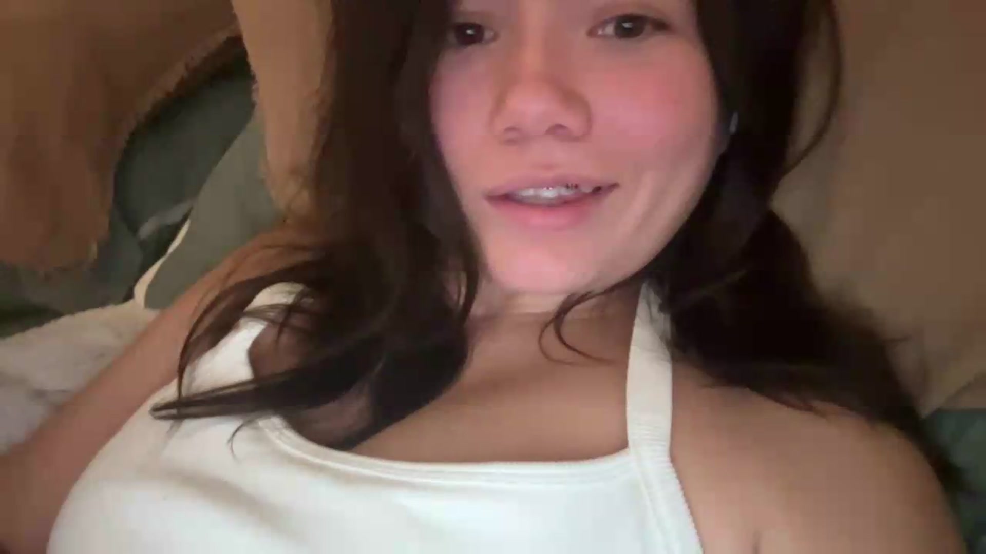 Gallery image thumbnail from sprinkles's myfreecams stream on, 06/09/2026, 10:52 image 6 of 20