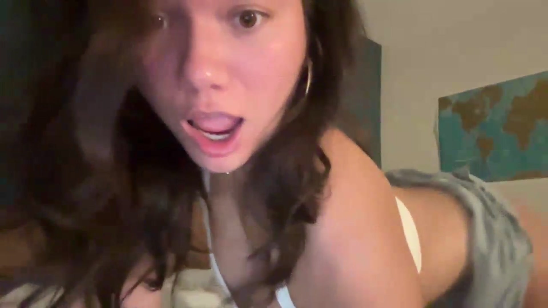 Gallery image thumbnail from sprinkles's myfreecams stream on, 06/14/2026, 07:17 image 10 of 20