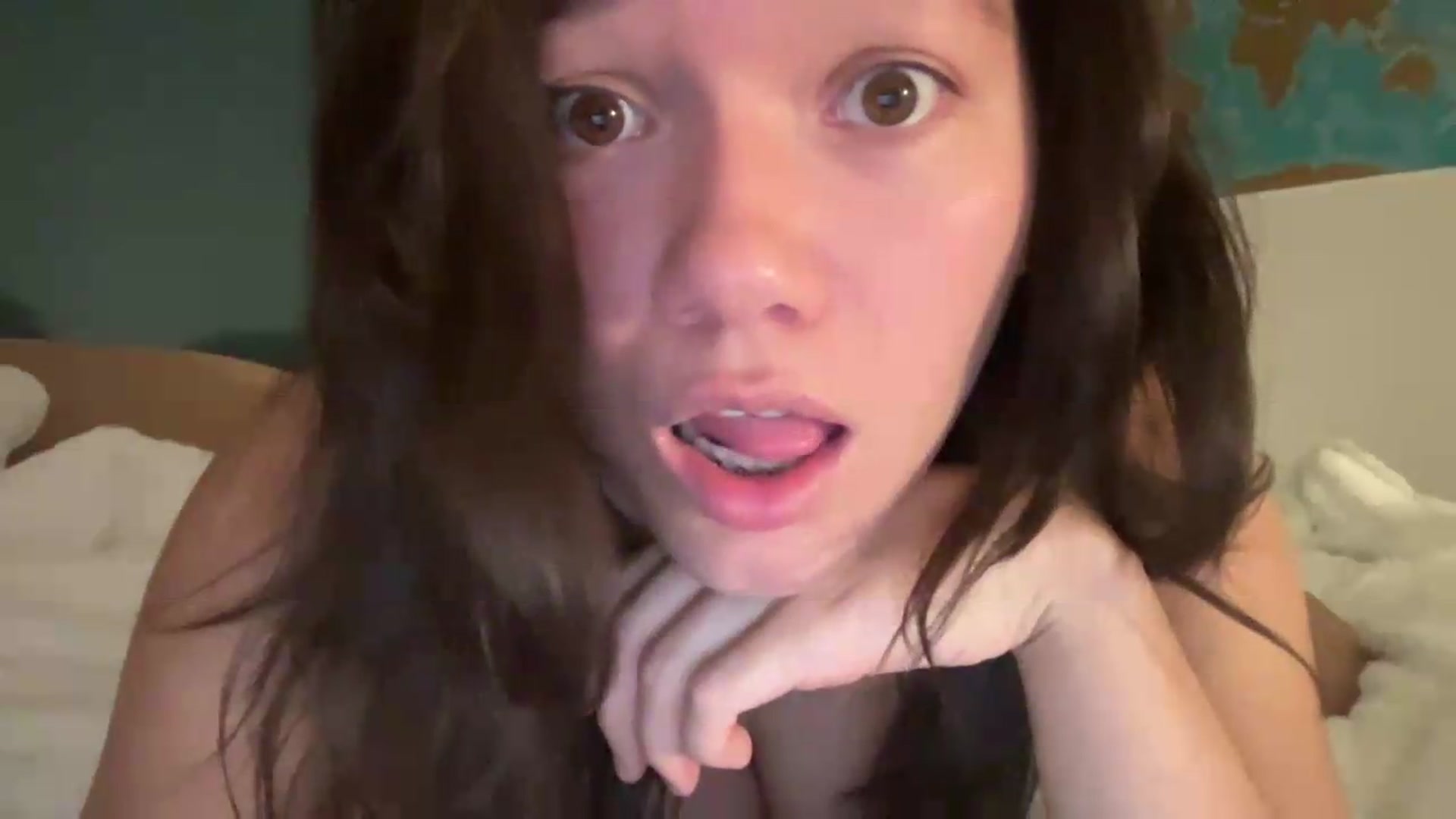 Gallery image thumbnail from sprinkles's myfreecams stream on, 06/15/2026, 07:48 image 6 of 20