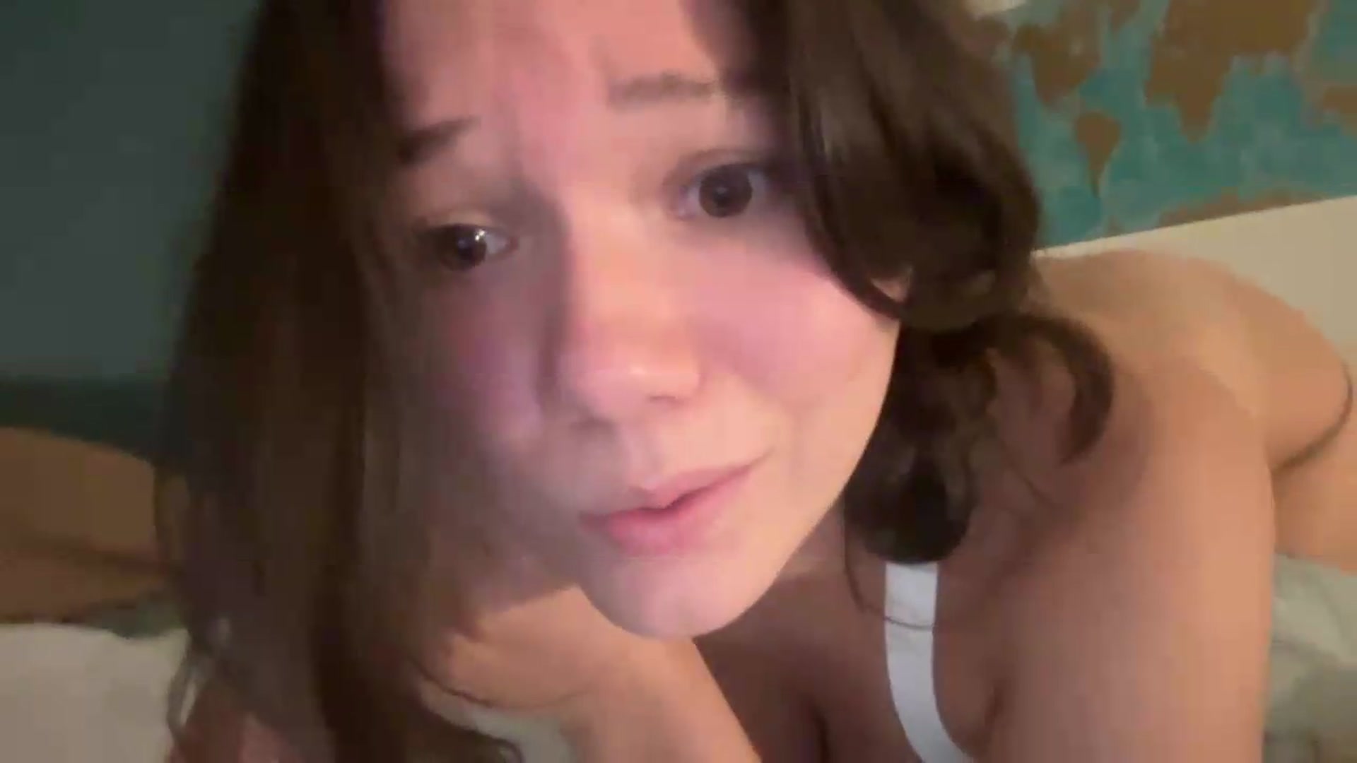 Gallery image thumbnail from sprinkles's myfreecams stream on, 06/20/2026, 07:14 image 6 of 20