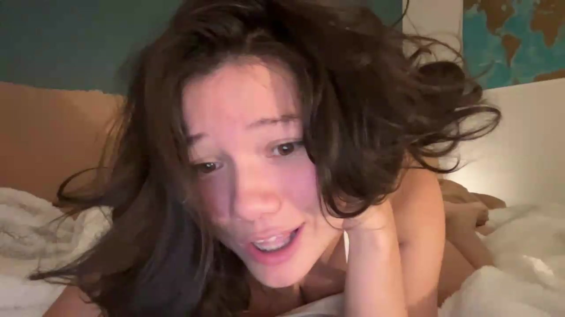 Gallery image thumbnail from sprinkles's myfreecams stream on, 07/09/2026, 19:32 image 9 of 20