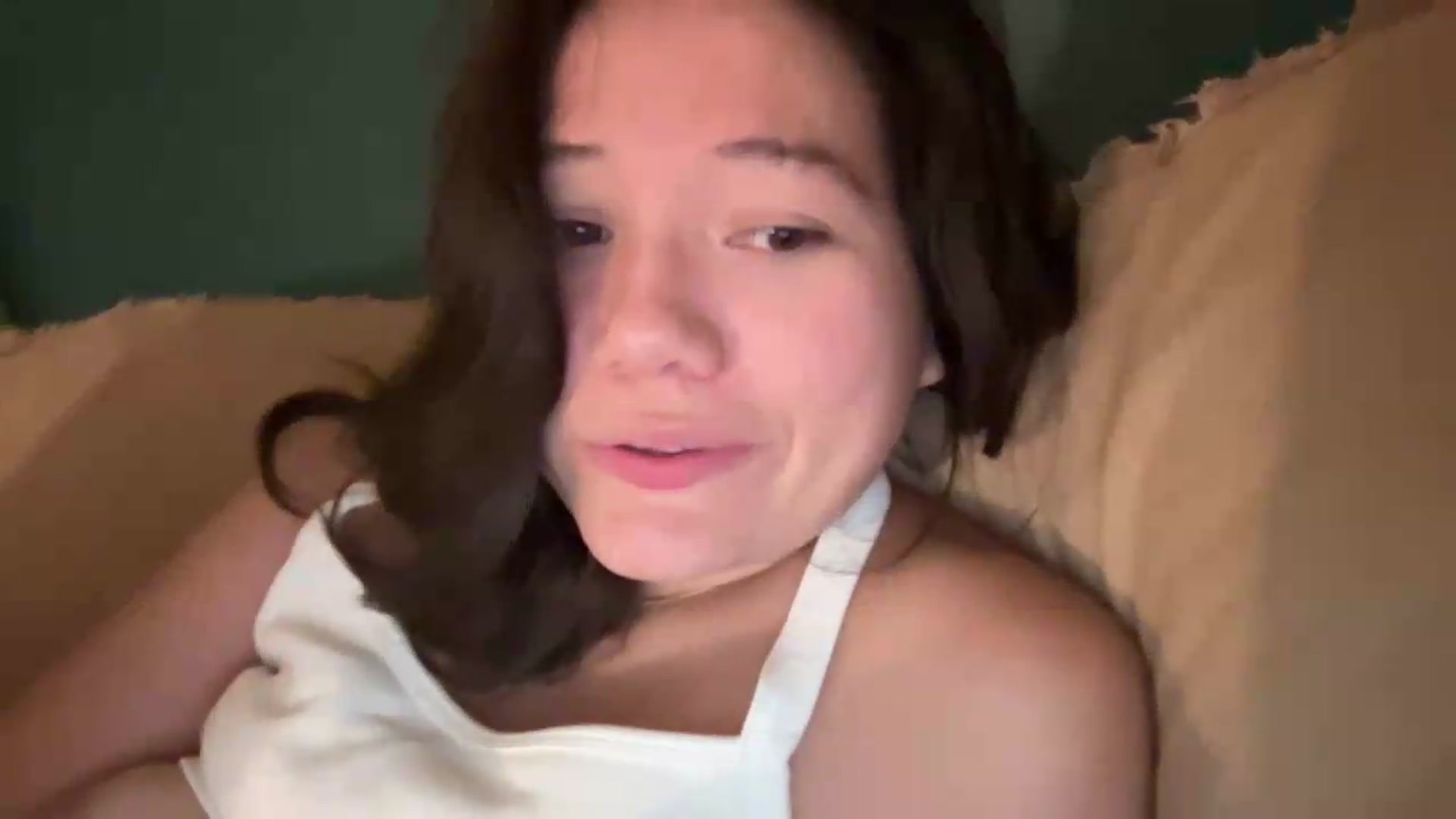 Gallery image thumbnail from sprinkles's myfreecams stream on, 07/09/2026, 19:32 image 16 of 20