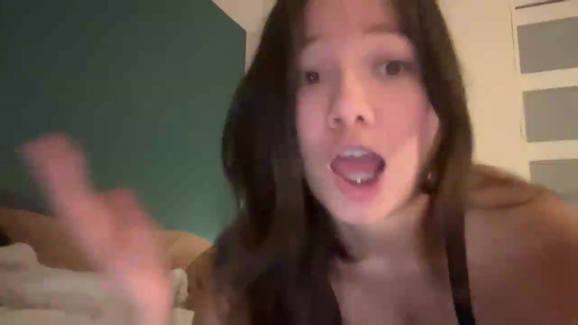 Gallery image thumbnail from sprinkles's myfreecams stream on, 07/11/2026, 21:17 image 20 of 20