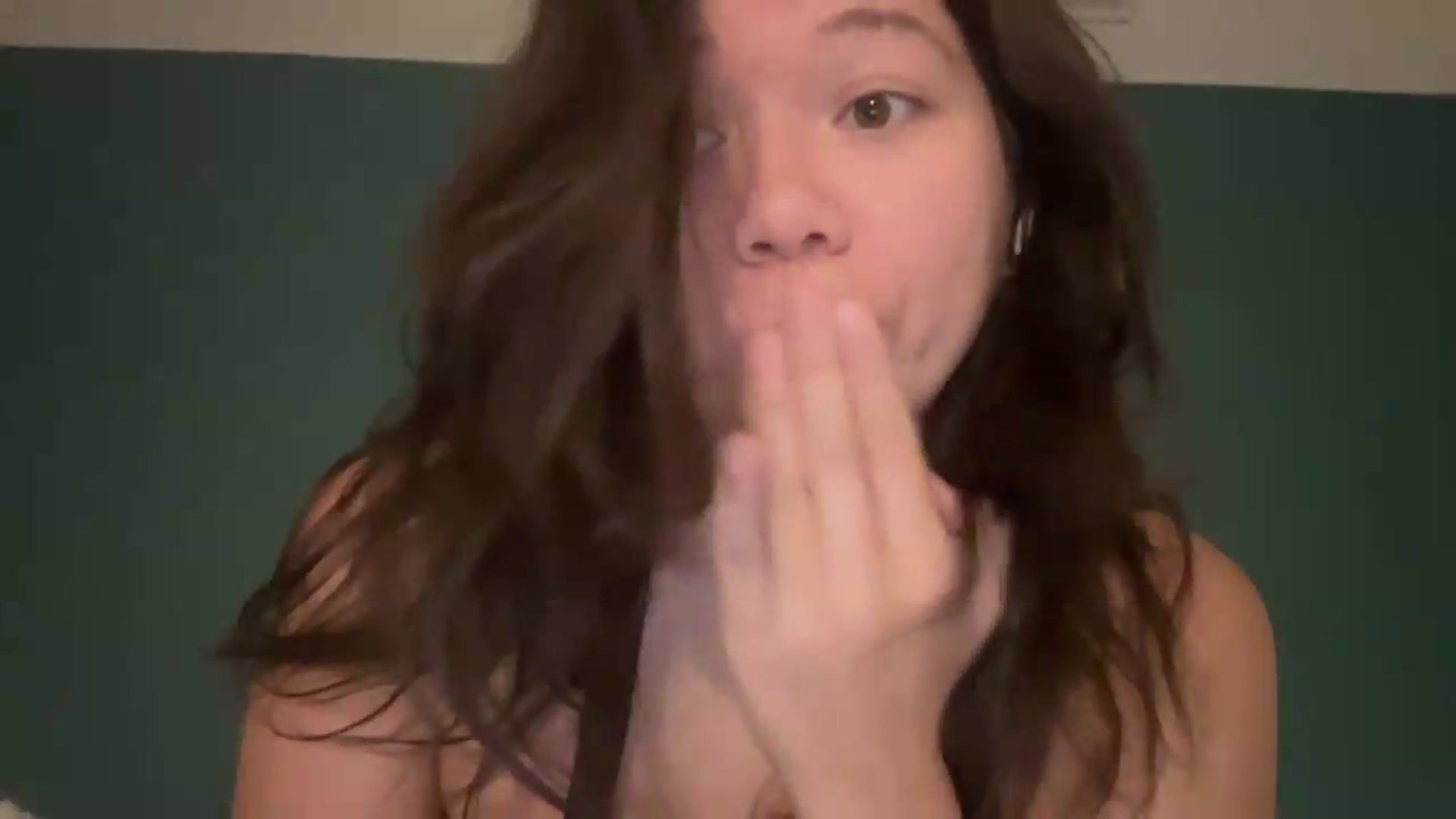 Gallery image thumbnail from sprinkles's myfreecams stream on, 07/11/2026, 21:17 image 10 of 20