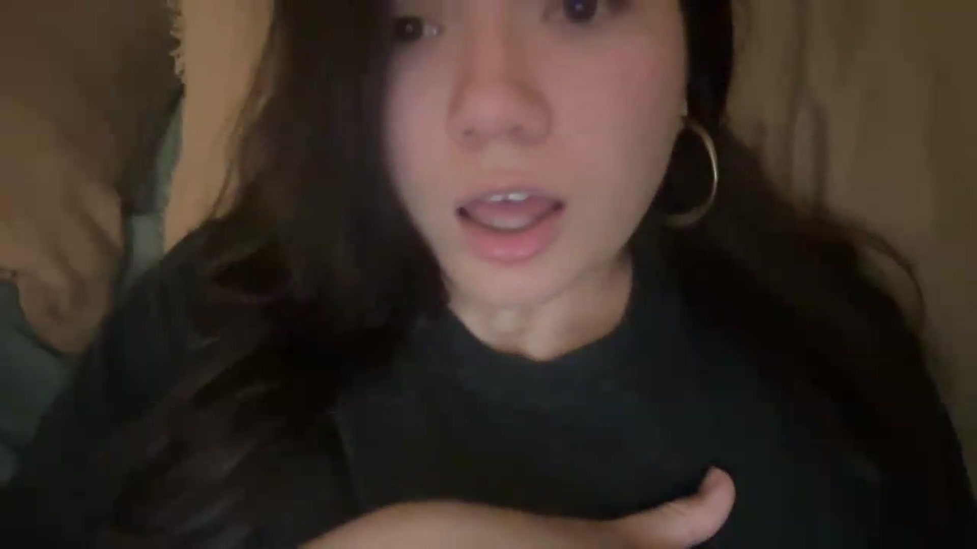 Gallery image thumbnail from sprinkles's myfreecams stream on, 07/14/2026, 06:47 image 17 of 20
