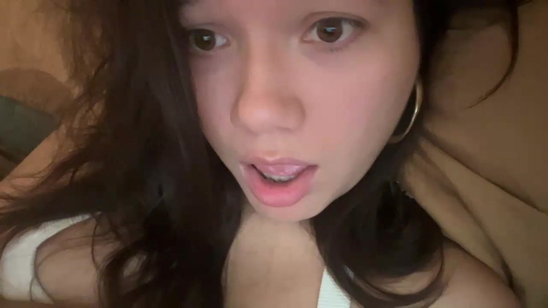 Gallery image thumbnail from sprinkles's myfreecams stream on, 07/17/2026, 18:45 image 19 of 20