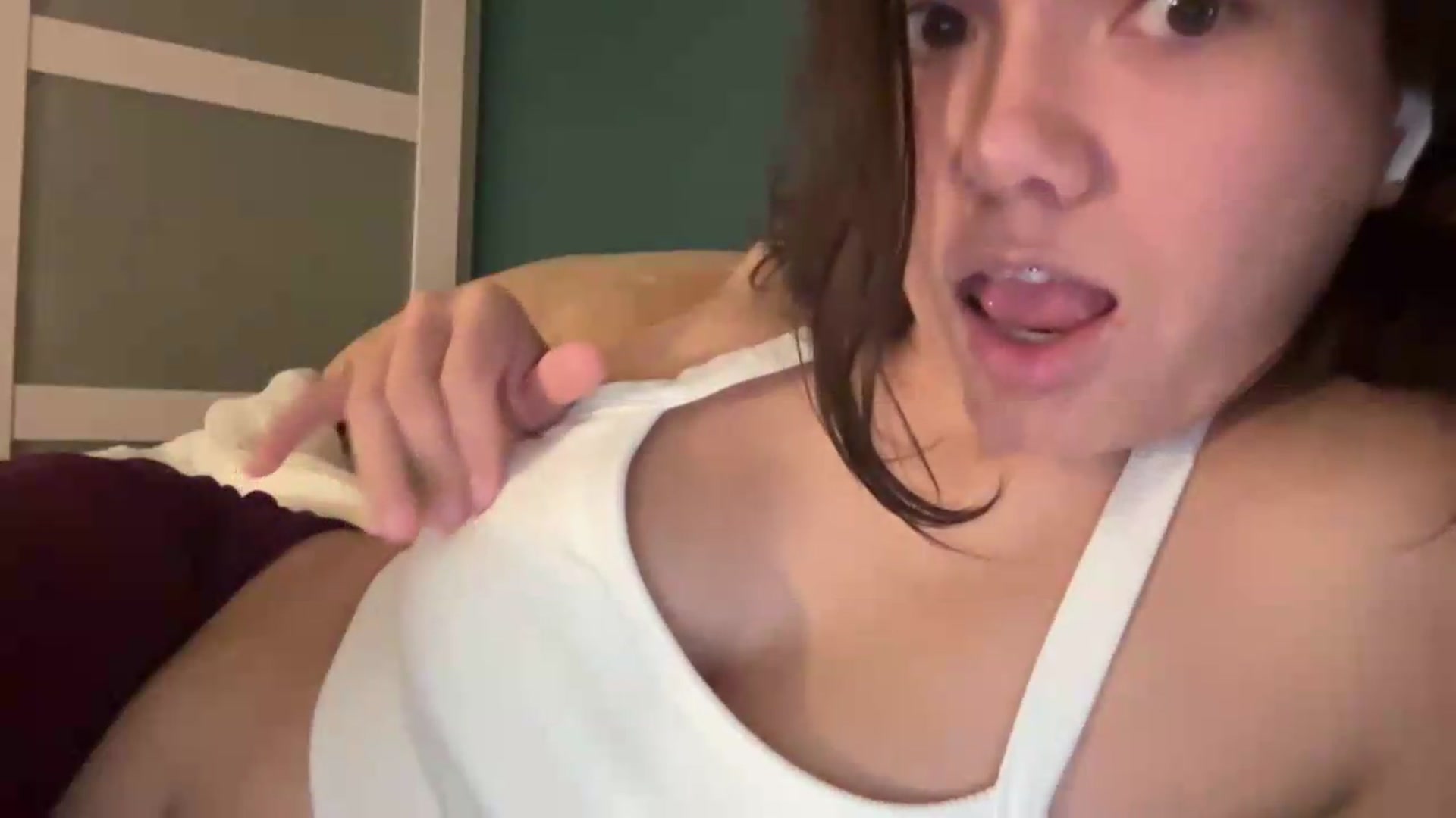 Gallery image thumbnail from sprinkles's myfreecams stream on, 07/21/2026, 03:54 image 5 of 20