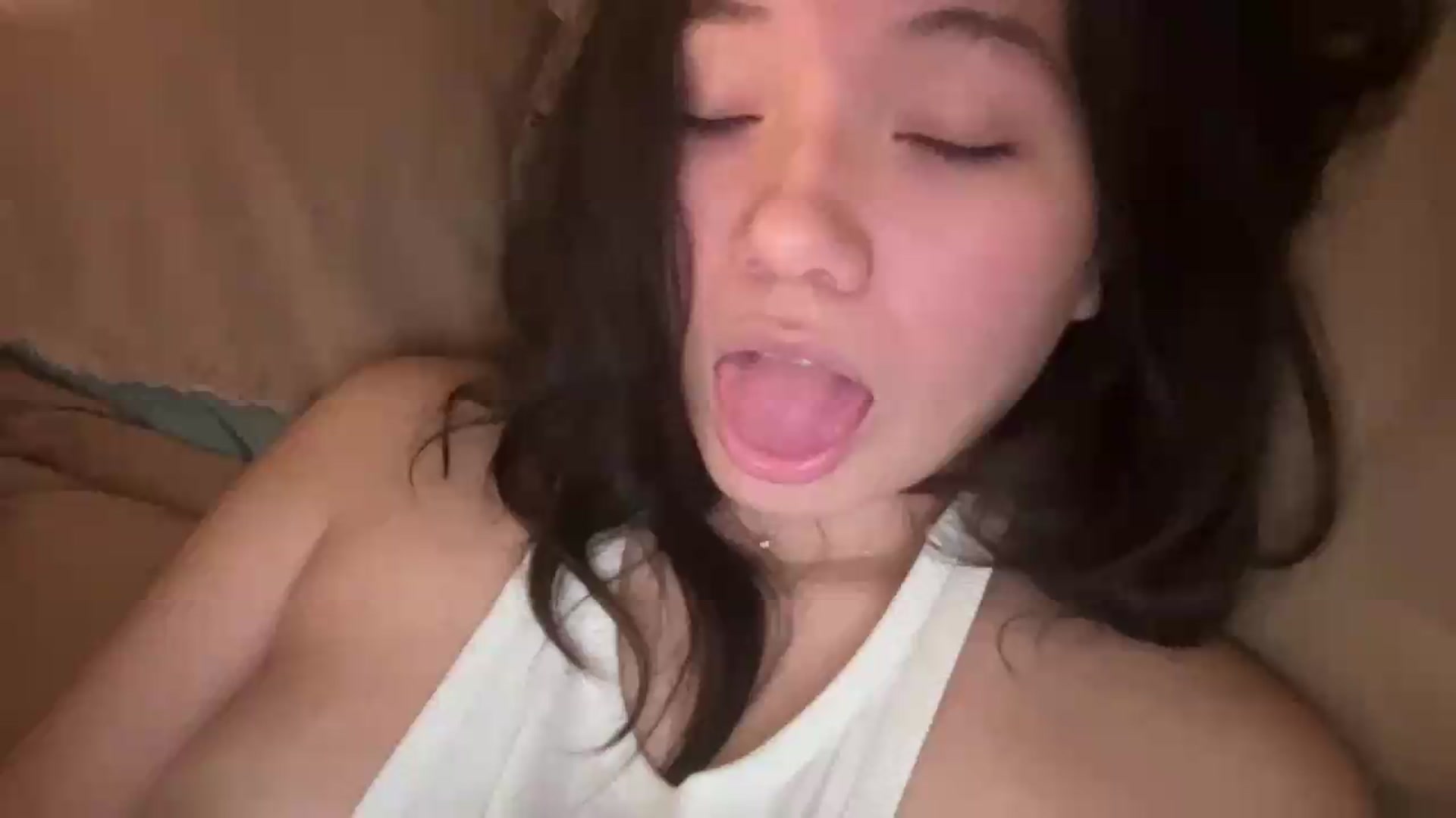 Gallery image thumbnail from sprinkles's myfreecams stream on, 08/03/2026, 04:52 image 15 of 20