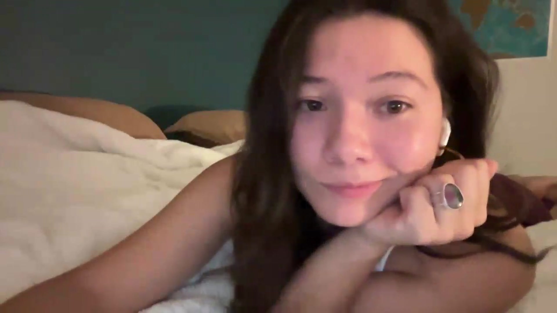 Gallery image thumbnail from sprinkles's myfreecams stream on, 08/06/2026, 08:09 image 2 of 20